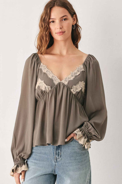 GREIGE ROMANTIC LACE-TRIM WOVEN TOP