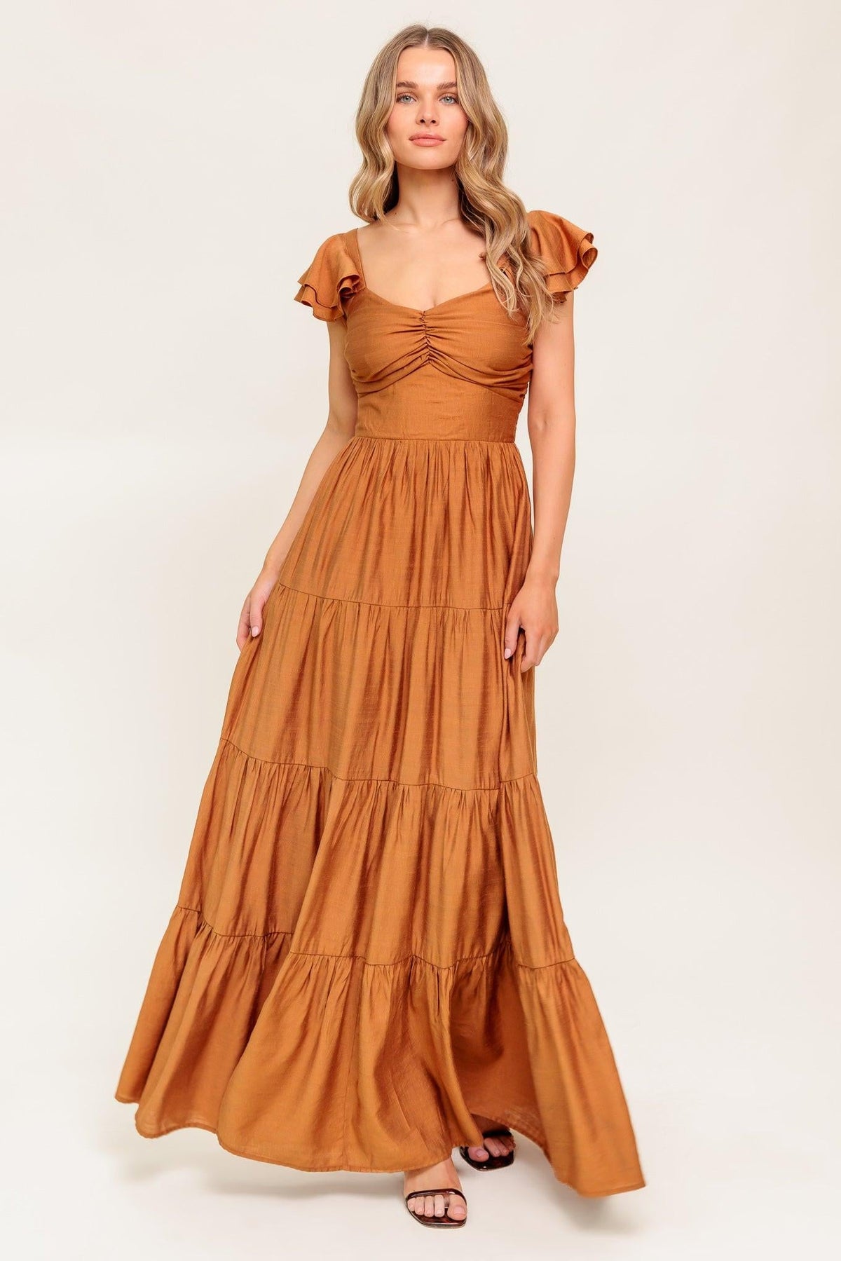 VESTIDO MAXI TEJIDO COLOR ÓXIDO LECHE DE VERANO