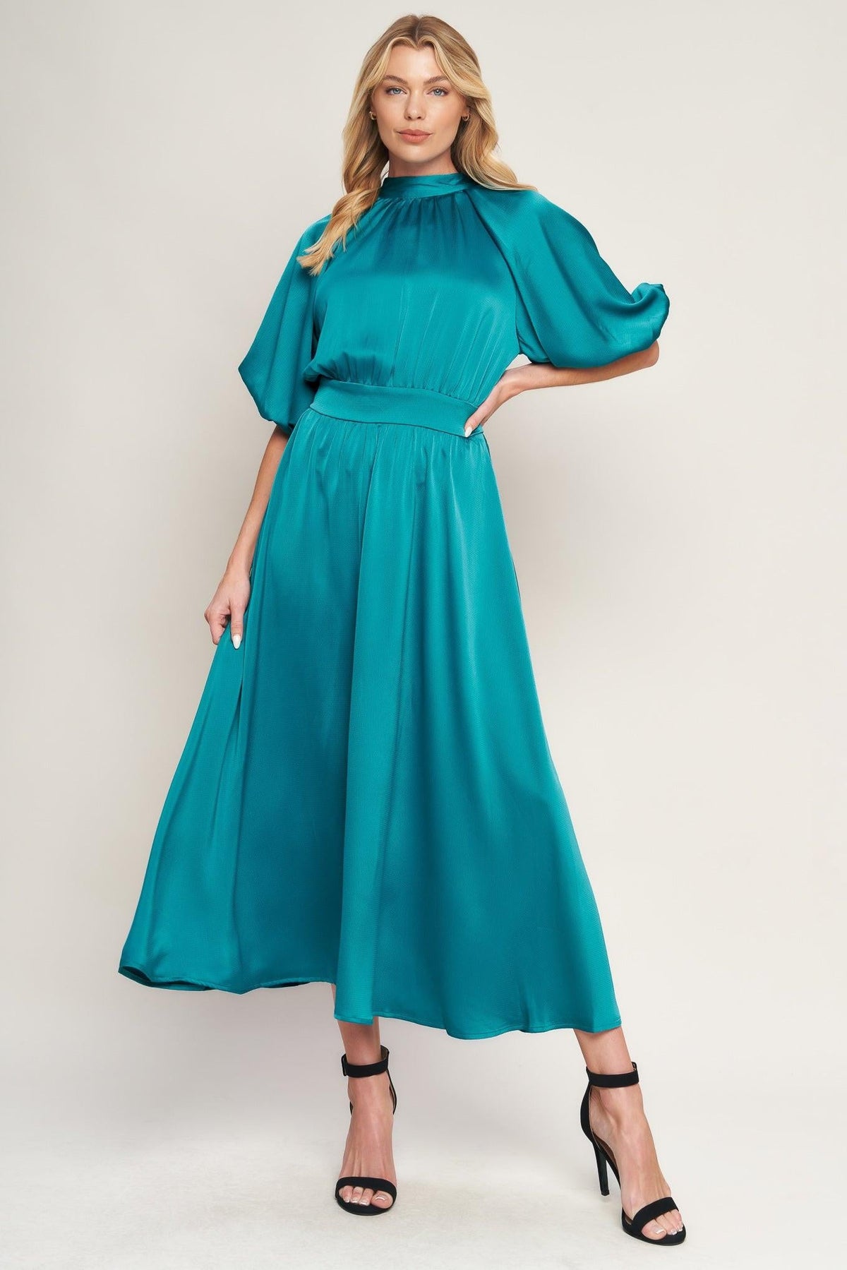 VESTIDO MIDI TEJIDO PETAL PROWESS