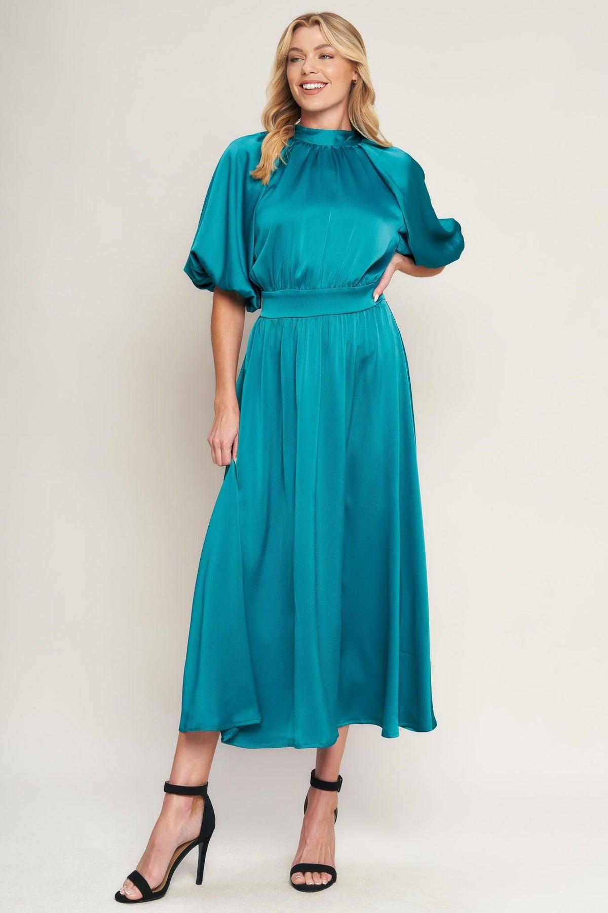 VESTIDO MIDI TEJIDO PETAL PROWESS