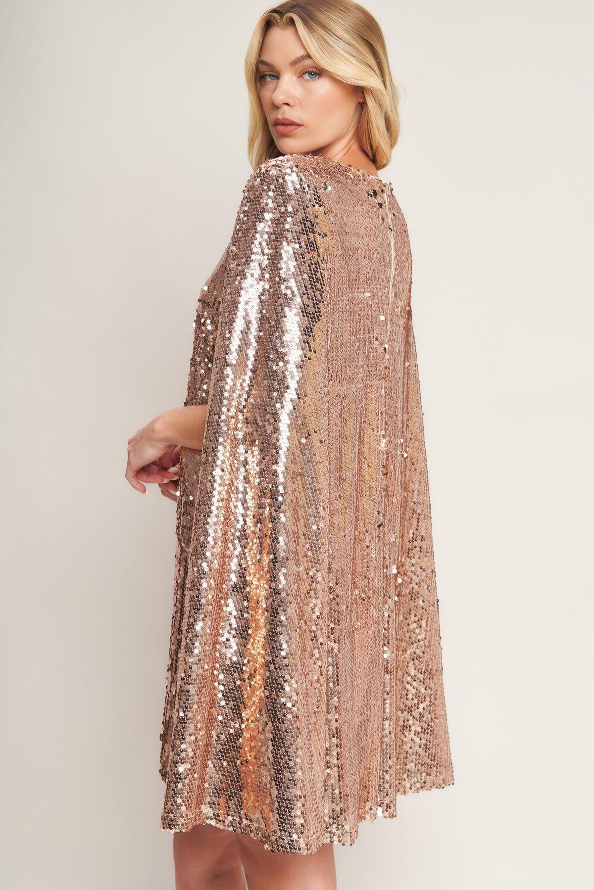 VESTIDO MINI DE LENTEJUELAS TRATAMIENTO ESPECIAL