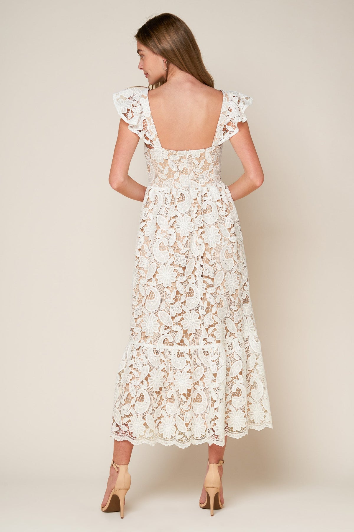 VESTIDO MIDI DE ENCAJE TODAVÍA EN CONSIDERACIÓN