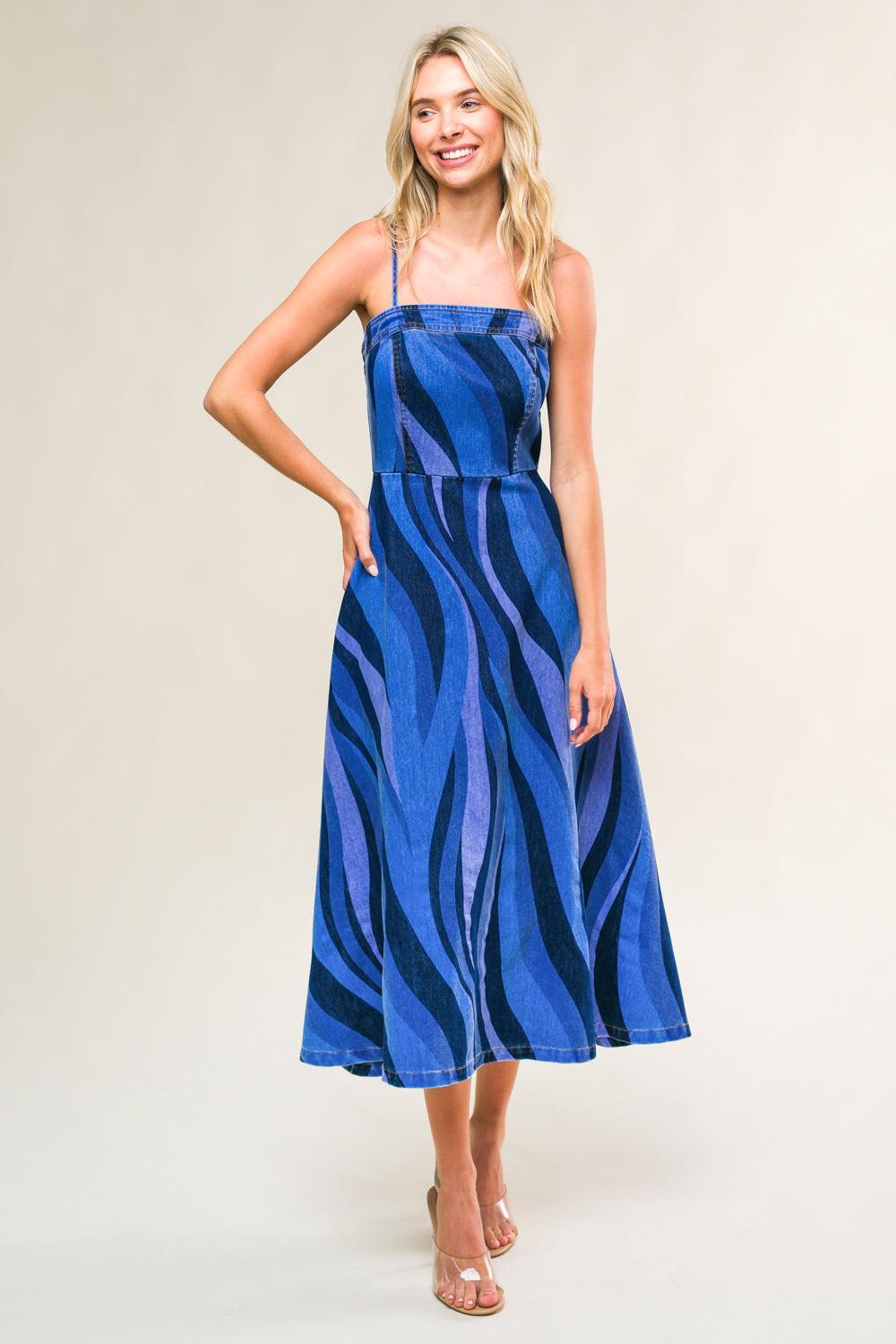 VESTIDO MIDI DE MEZCLILLA PRINCESA PATRIÓTICA