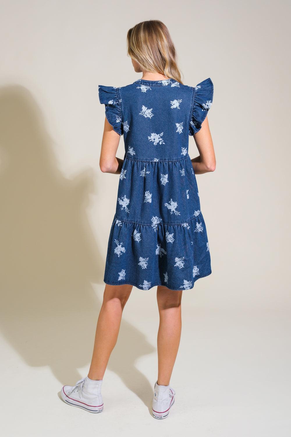 MINIVESTIDO DE MEZCLILLA ROMÁNTICAMENTE ENTRELADO