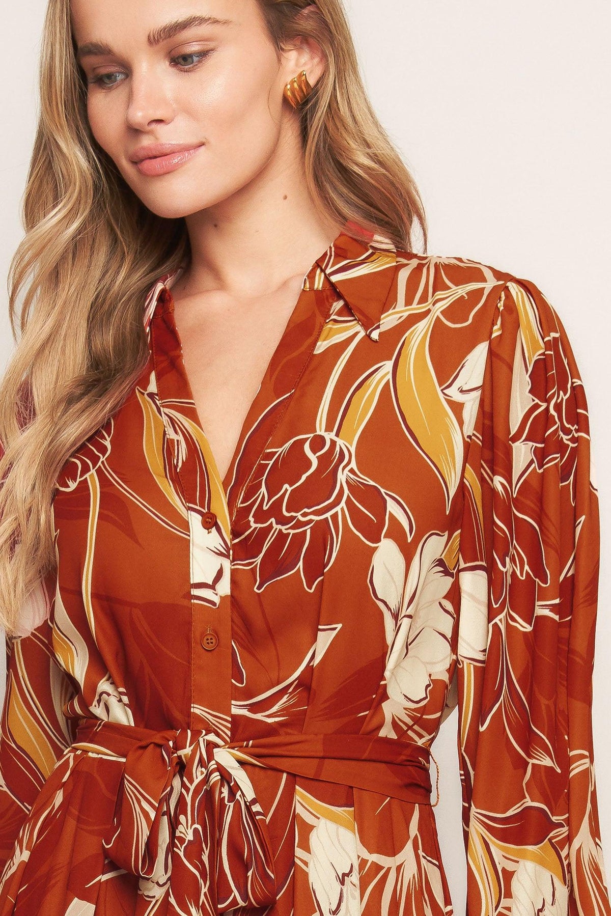VESTIDO MIDI TEJIDO "RESPLANDOR FLORAL"