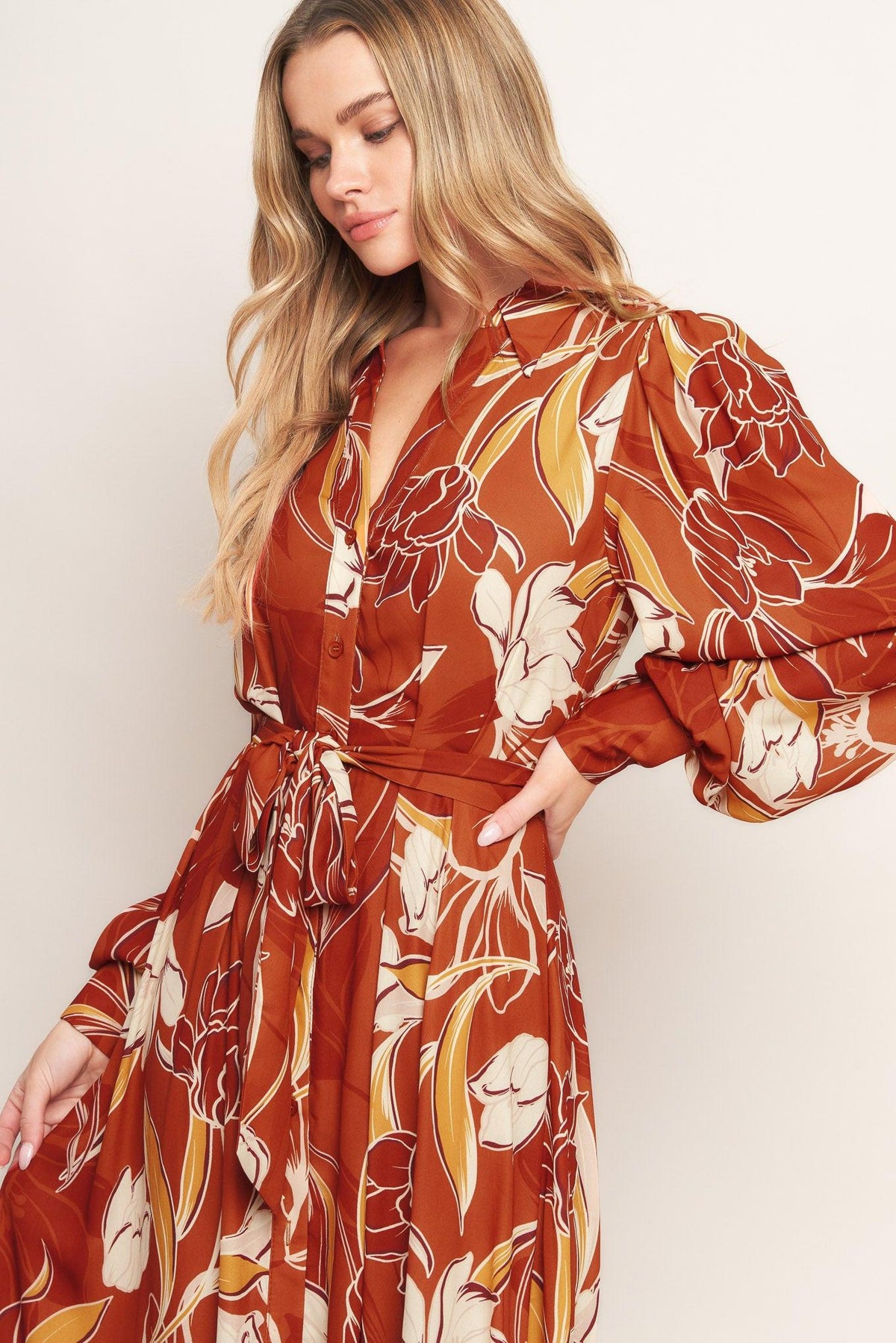 VESTIDO MIDI TEJIDO "RESPLANDOR FLORAL"