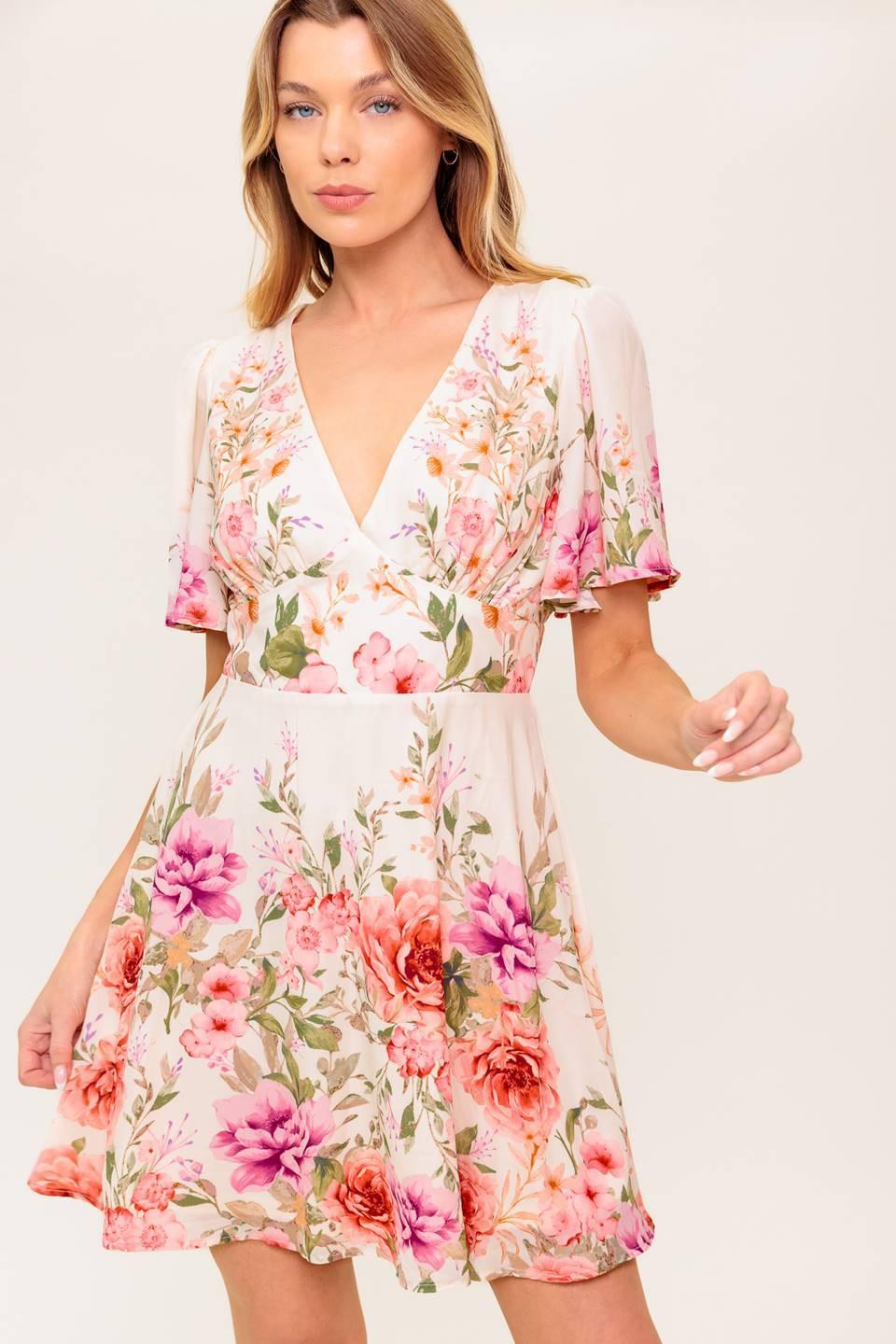 EL MUNDO ESPERA VESTIDO CORTO TEJIDO ROSA CLARO