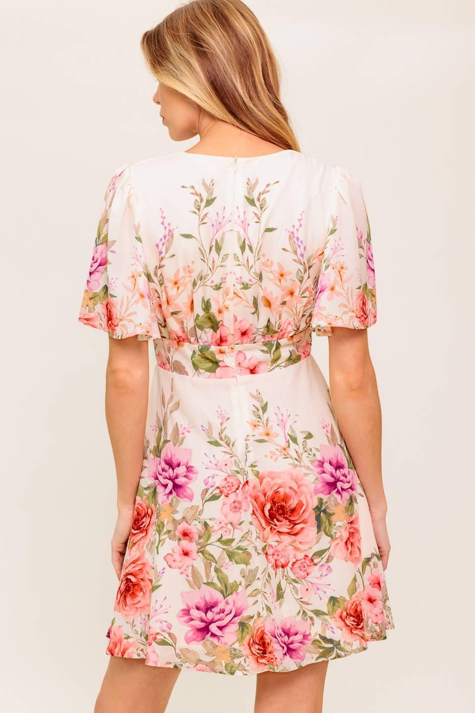 EL MUNDO ESPERA VESTIDO CORTO TEJIDO ROSA CLARO