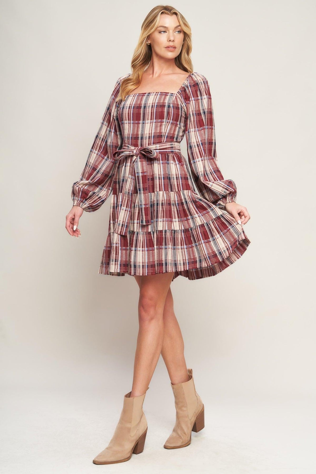 VESTIDO CORTO A CUADROS HONEY HUG