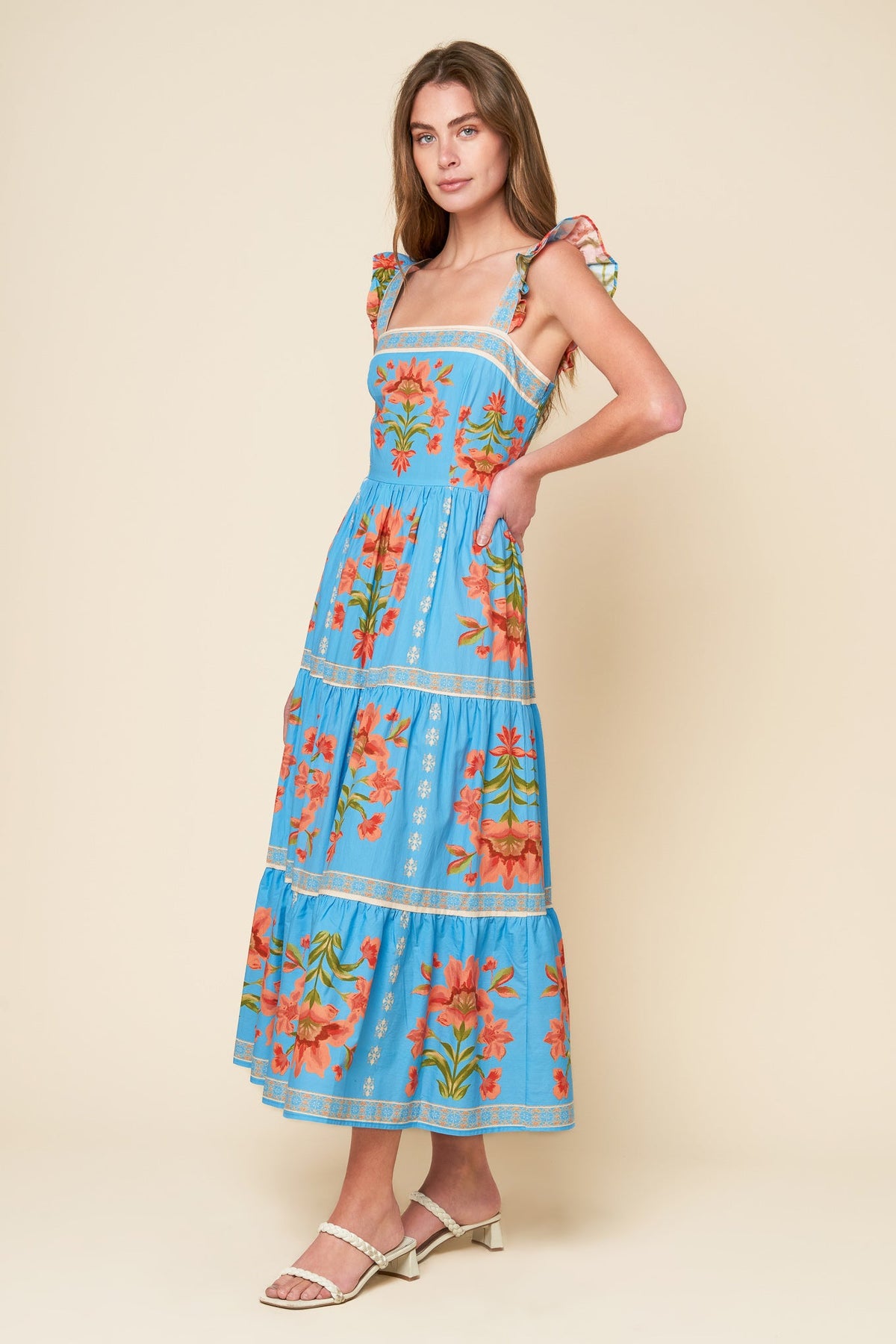 VESTIDO MIDI TEJIDO COLOR MARFIL LOVELIEST MUSE