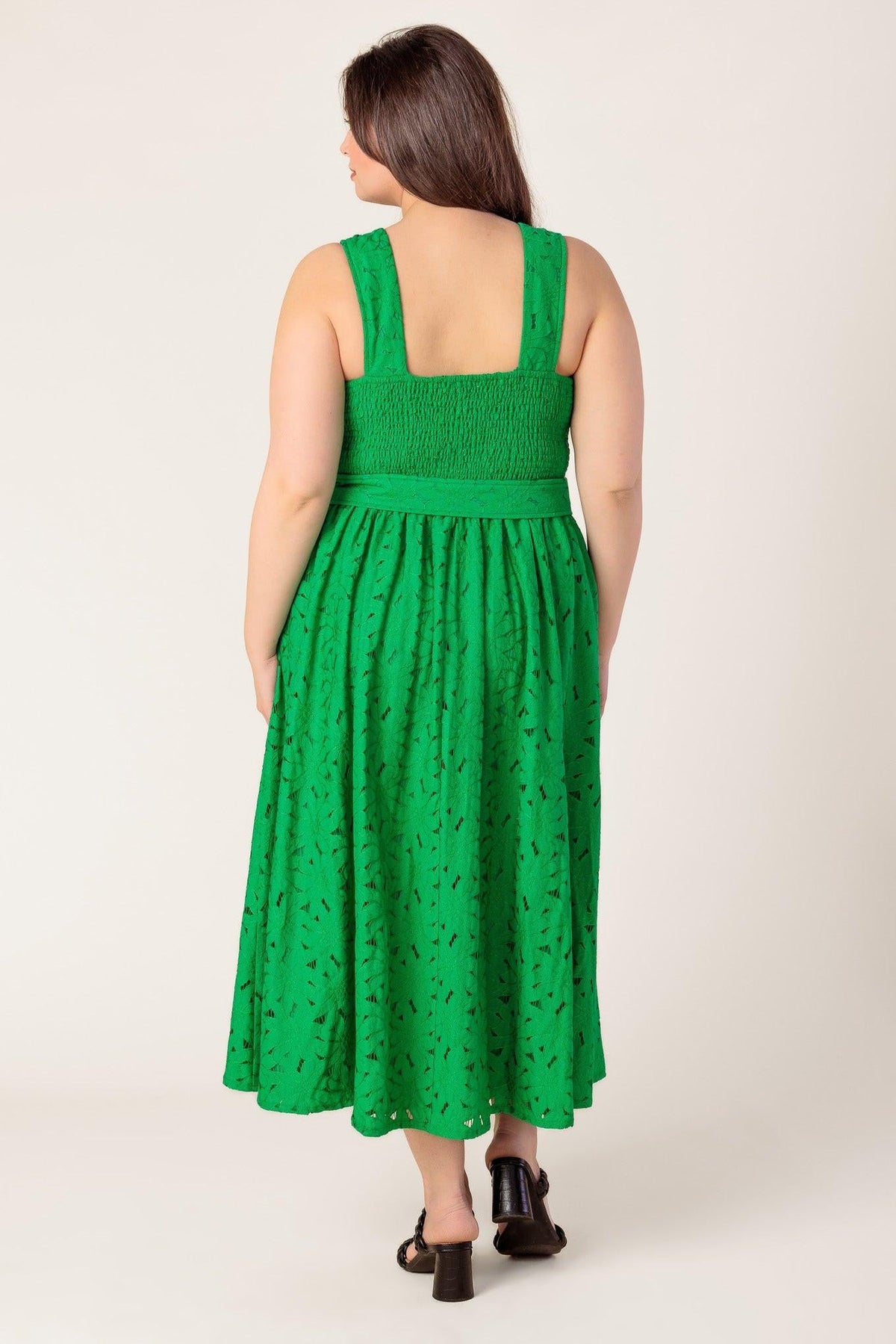 VESTIDO MIDI DE ENCAJE TEJIDO DAFFODILS & DAYDREAMS