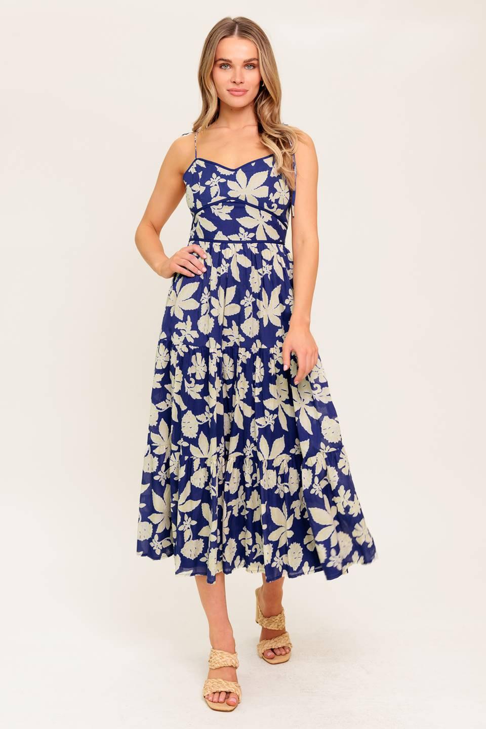 VESTIDO MIDI TEJIDO PETALS IN THE WIND