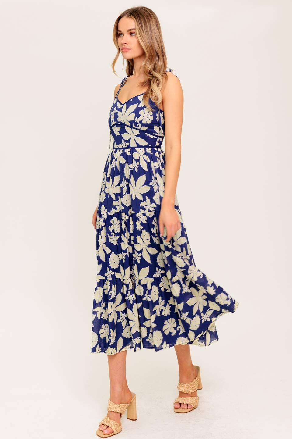VESTIDO MIDI TEJIDO PETALS IN THE WIND