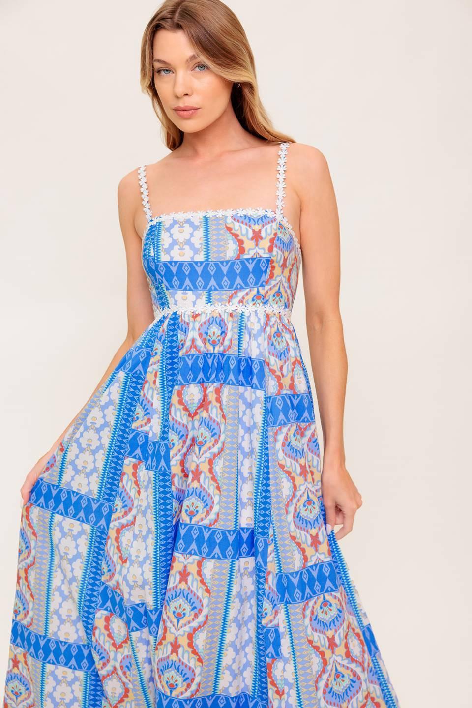 VESTIDO MAXI AZUL TEJIDO DE MAGIA DURADERA