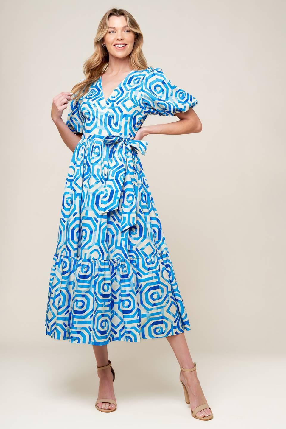 VESTIDO MIDI TEJIDO ENCANTADOR DE TEMPORADA