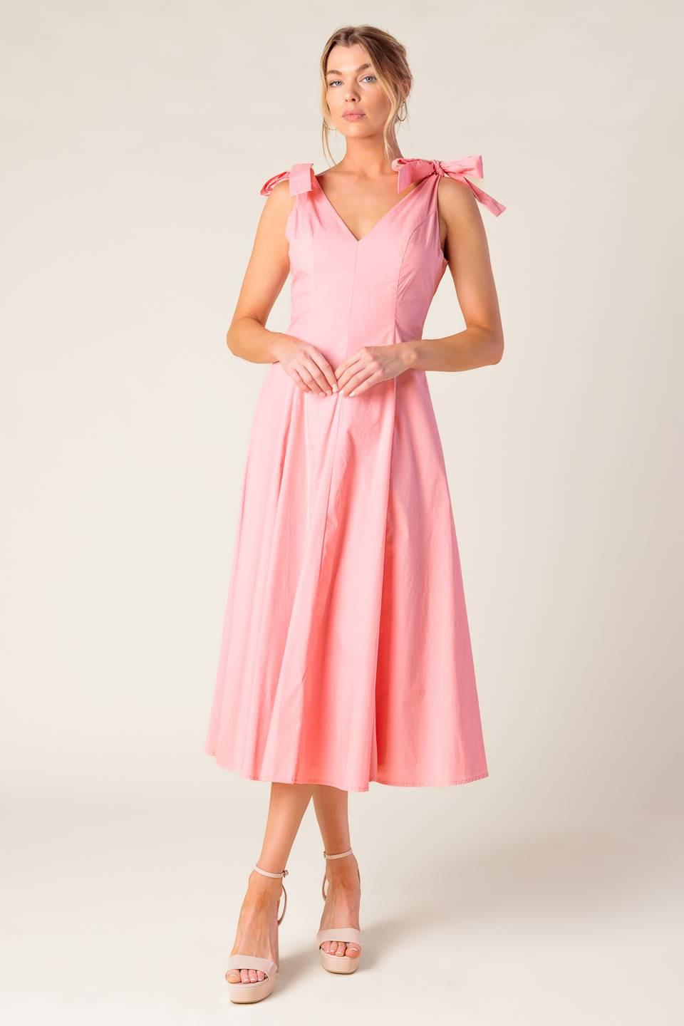 VESTIDO MIDI TEJIDO DE MELOCOTÓN EN EL CAMINO CORRECTO
