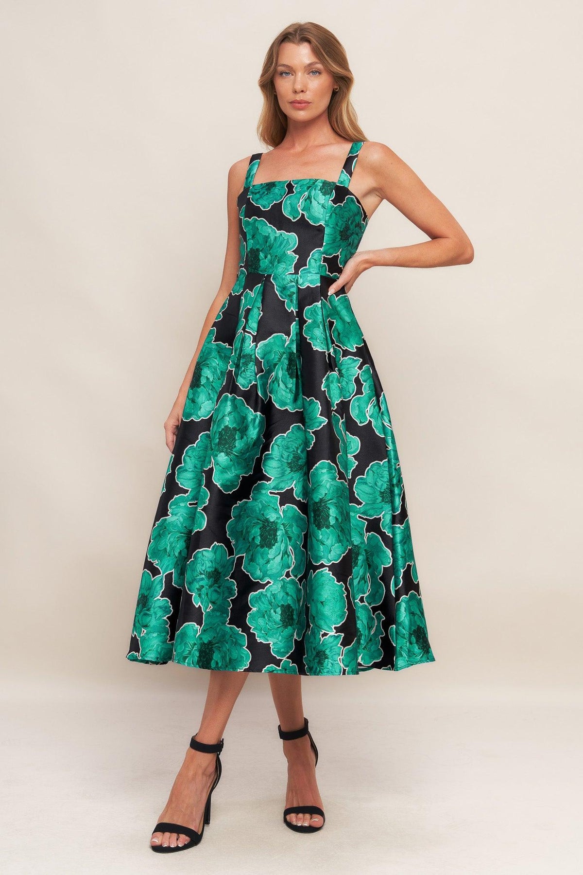 VESTIDO MIDI TEJIDO ESTILO BARROCO REAL