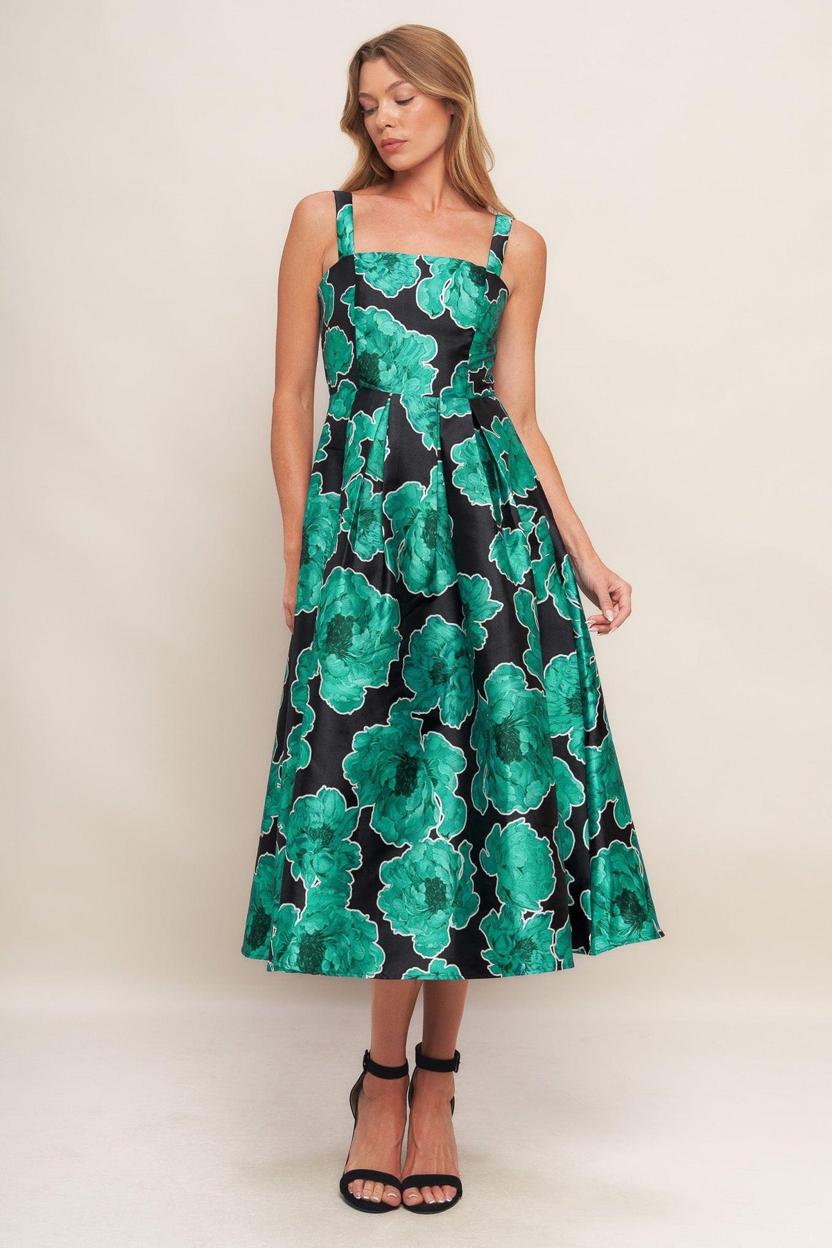 VESTIDO MIDI TEJIDO ESTILO BARROCO REAL