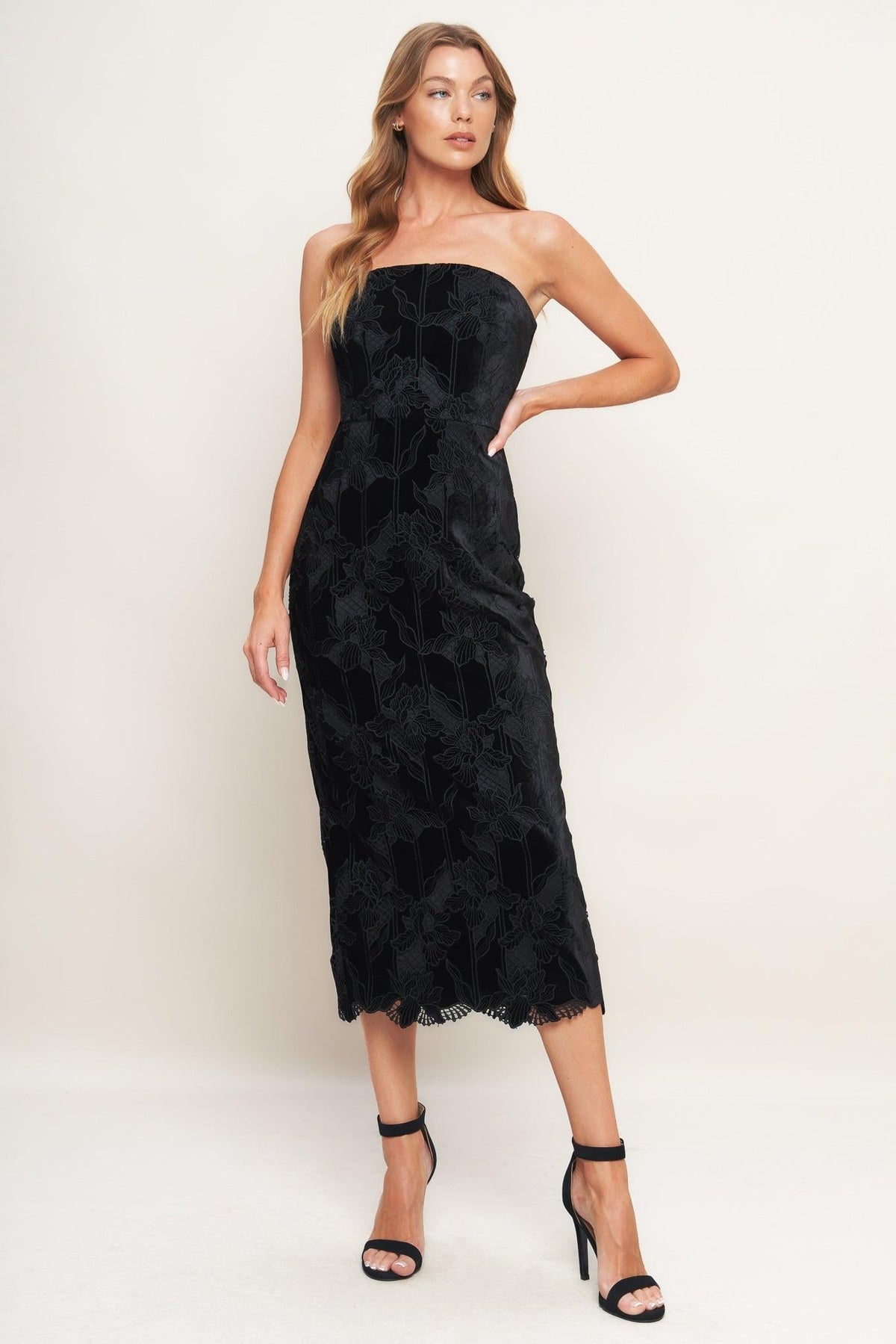 VESTIDO MIDI DE TERCIOPELO TEJIDO CON ENCAJE BLACK TEMPTATION