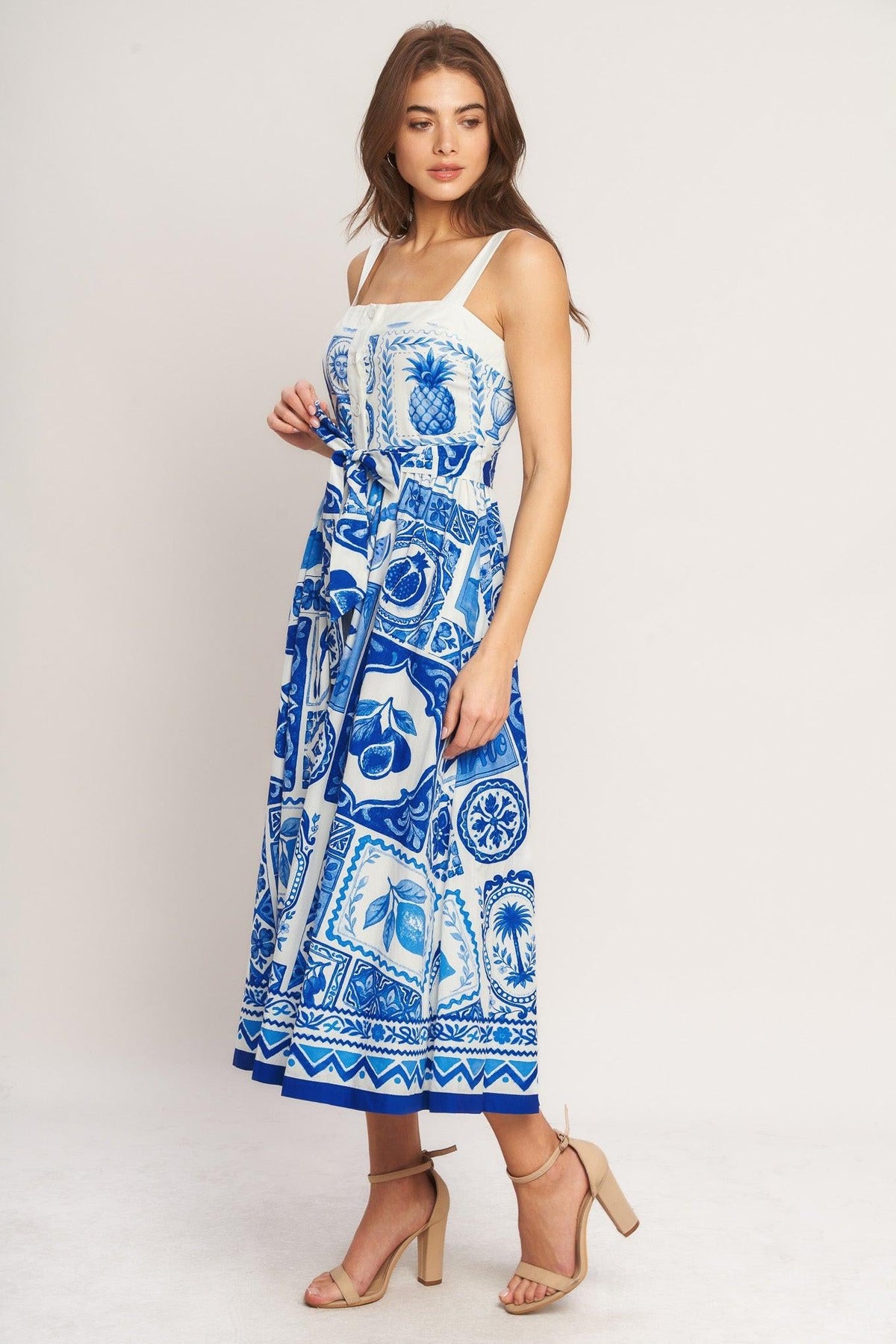 VESTIDO MIDI TEJIDO CON ENCANTO DE MAYÓLICA AZUL