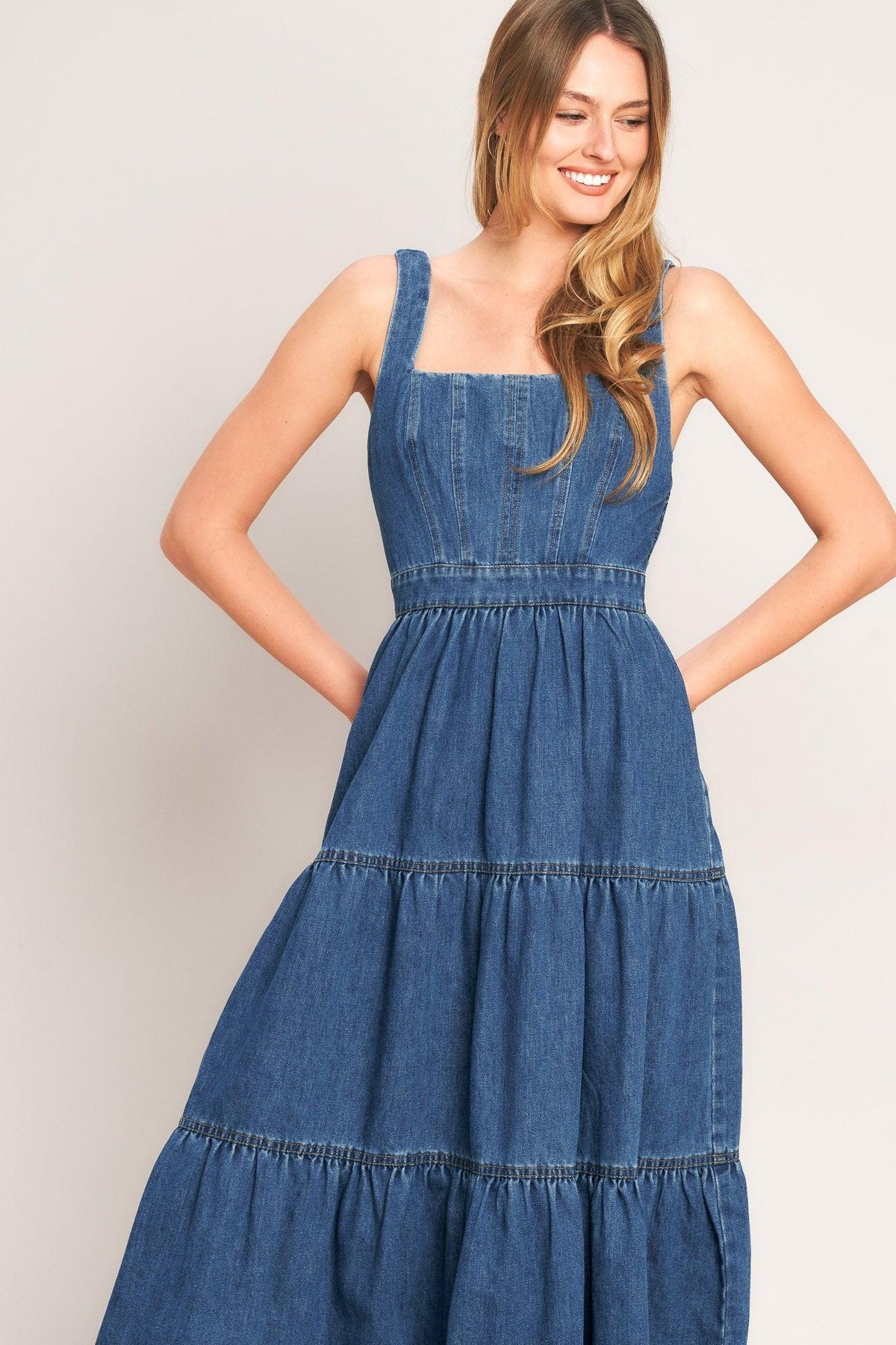 VESTIDO MIDI VAQUERO EVERYDAY ROMANCE