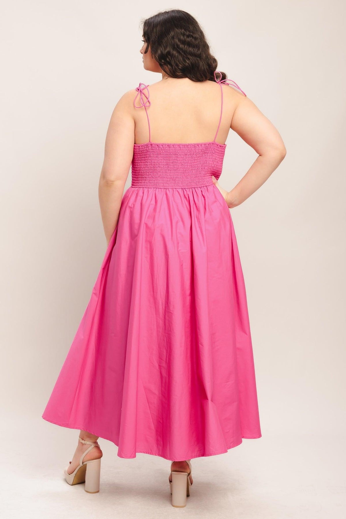 VESTIDO MIDI TEJIDO PRETTY IN PINK