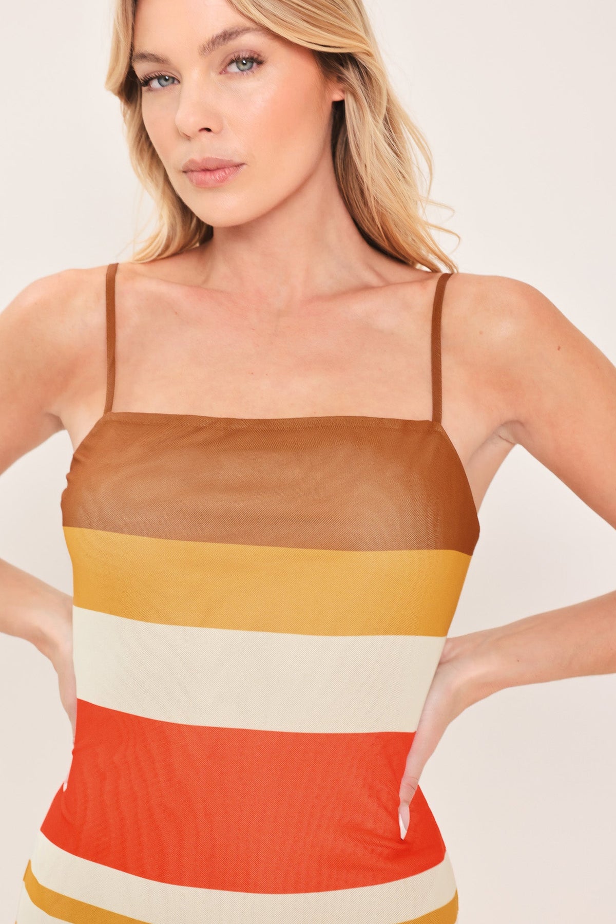 VESTIDO MIDI DE MALLA HEAT WAVES
