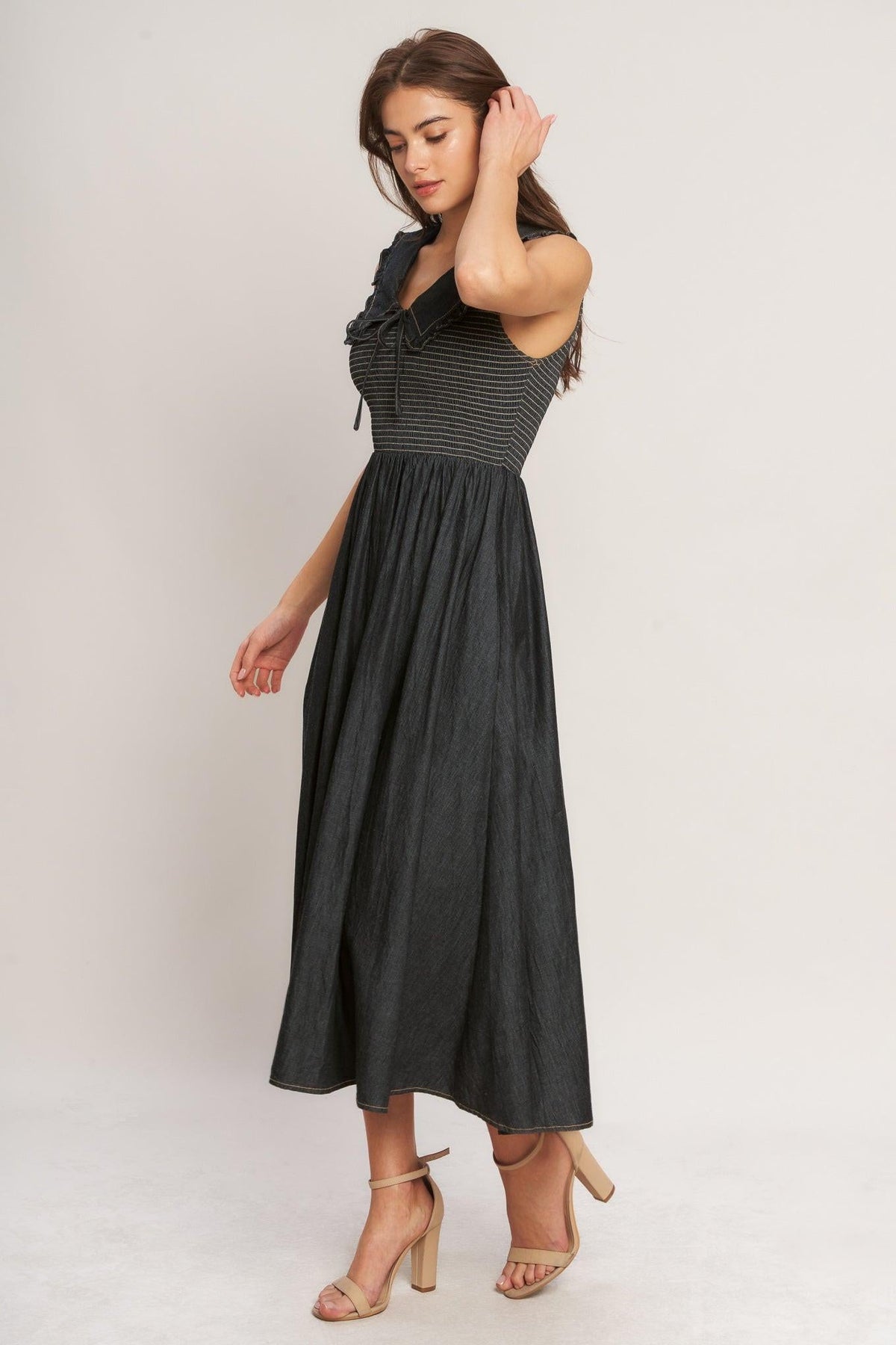 VESTIDO MIDI TEJIDO DE ELEGANCIA OSCURA