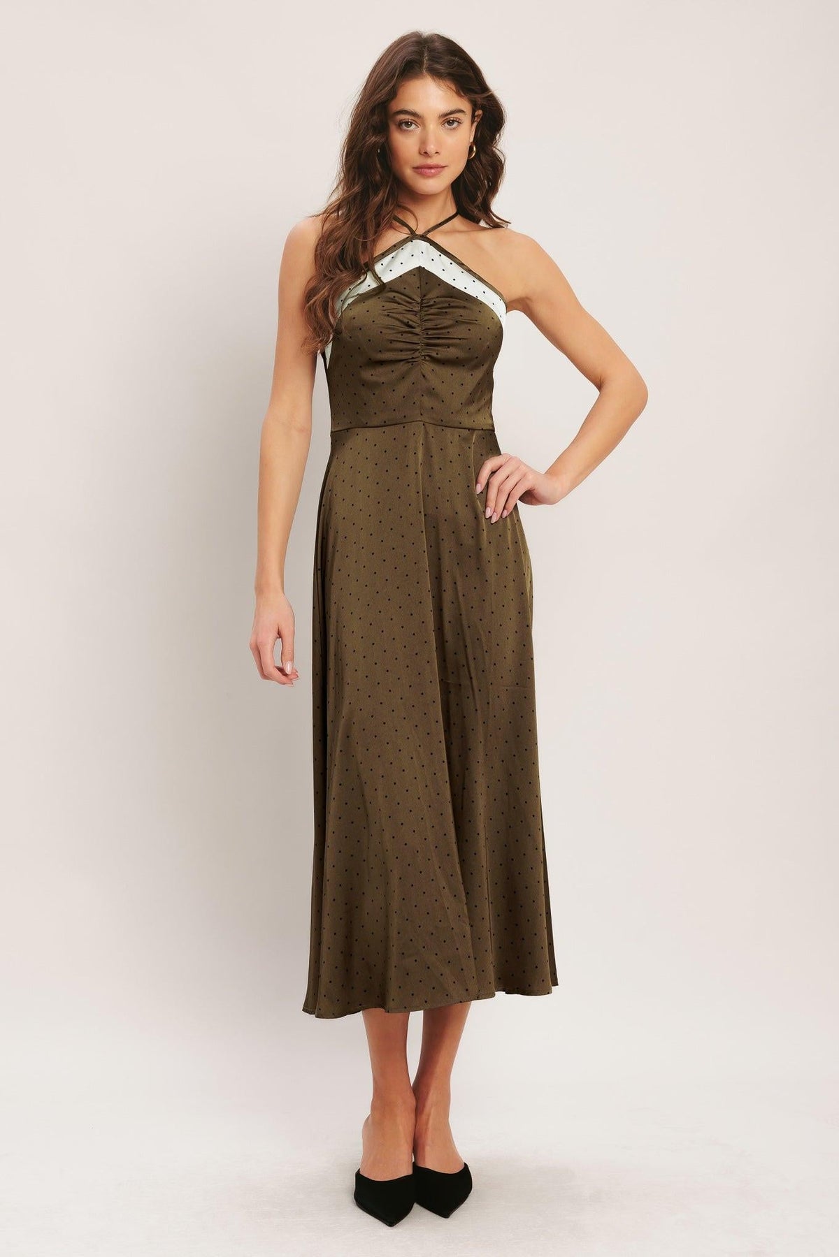 VESTIDO MIDI DE SATÉN TEJIDO ESPRESSO CHIC
