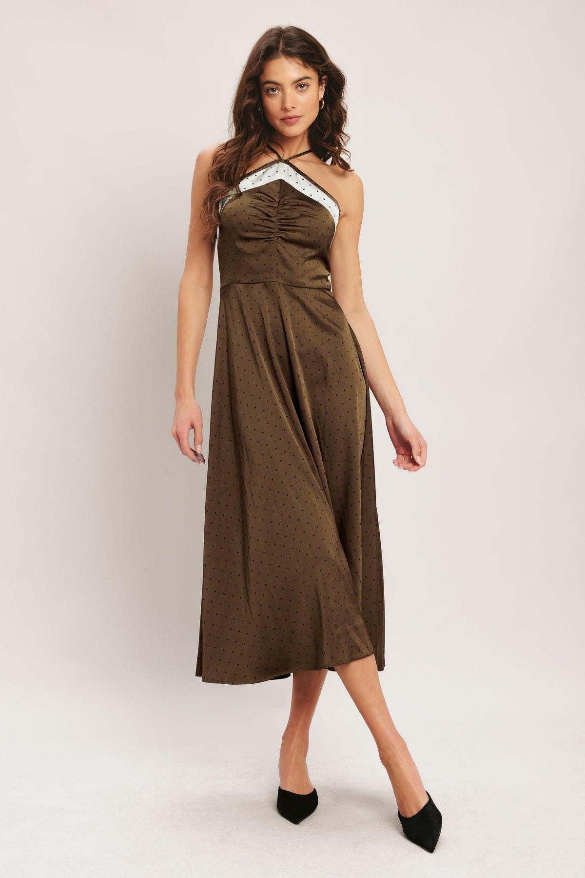 VESTIDO MIDI DE SATÉN TEJIDO ESPRESSO CHIC