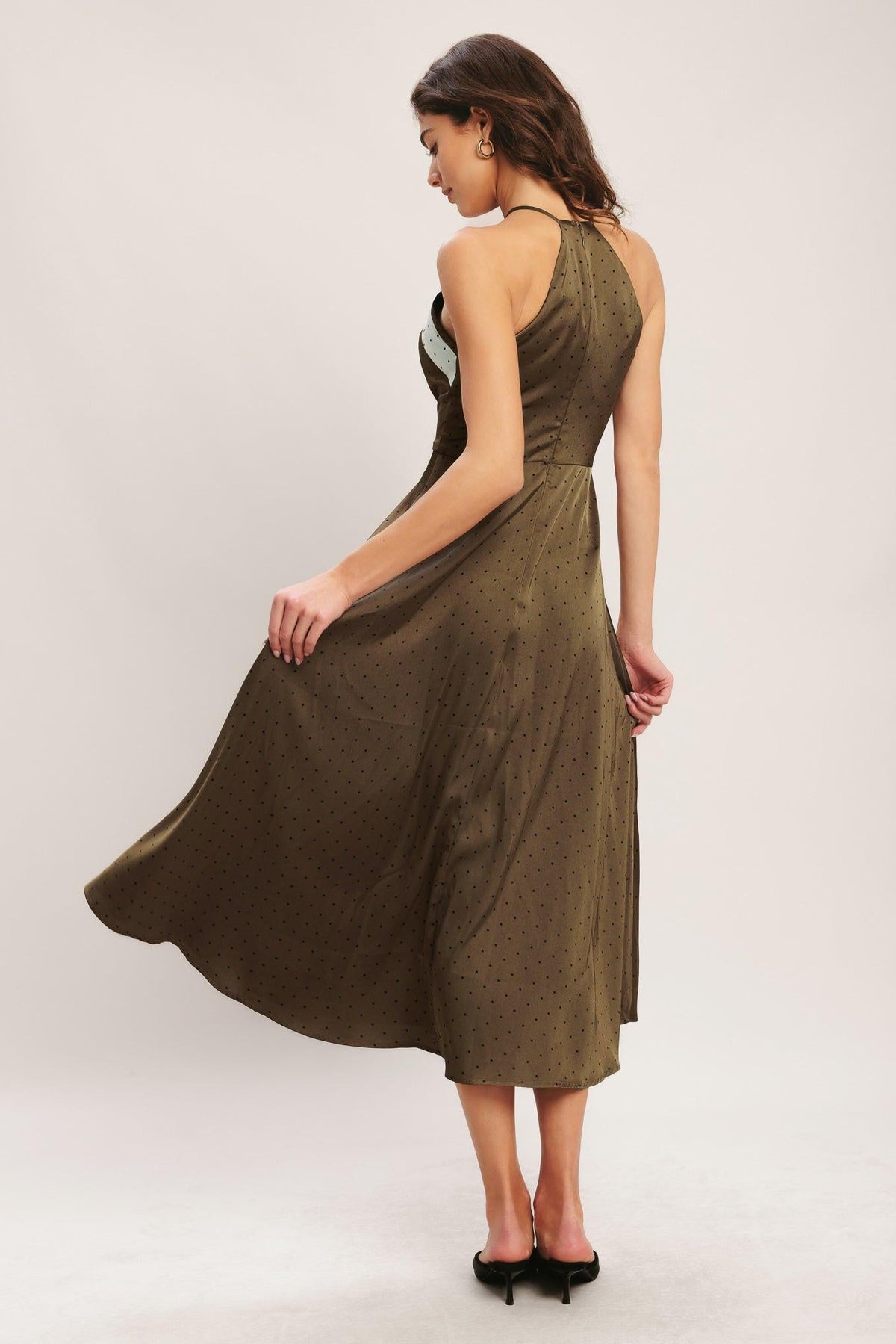 VESTIDO MIDI DE SATÉN TEJIDO ESPRESSO CHIC