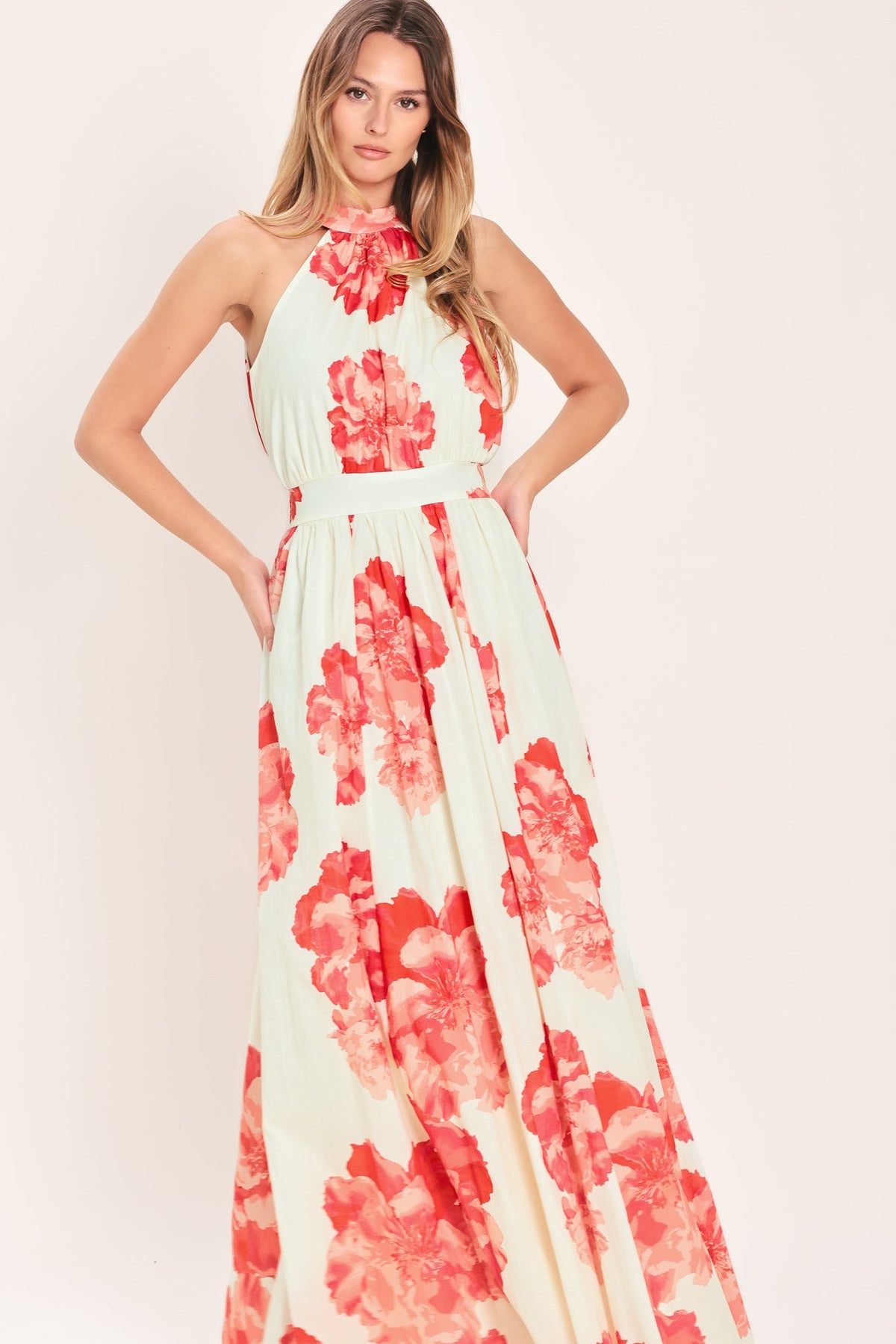 VESTIDO MAXI TEJIDO BLOOMING LOVE