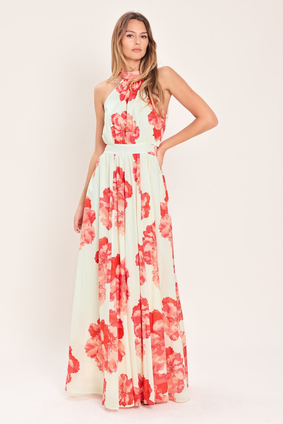 VESTIDO MAXI TEJIDO BLOOMING LOVE