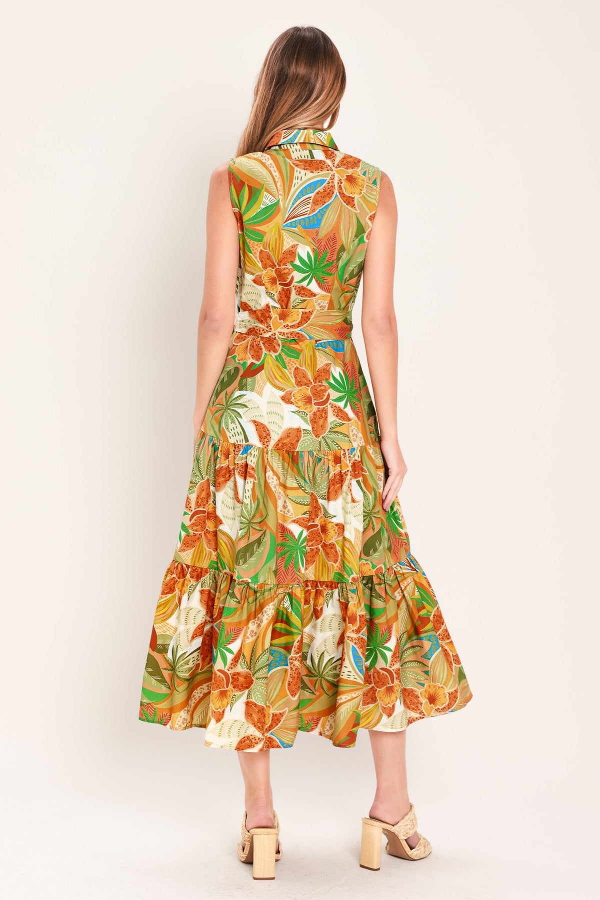 VESTIDO CAMISERO MIDI DE TEJIDO PLANO CON ESTAMPADO TROPICAL Y VOLANTES