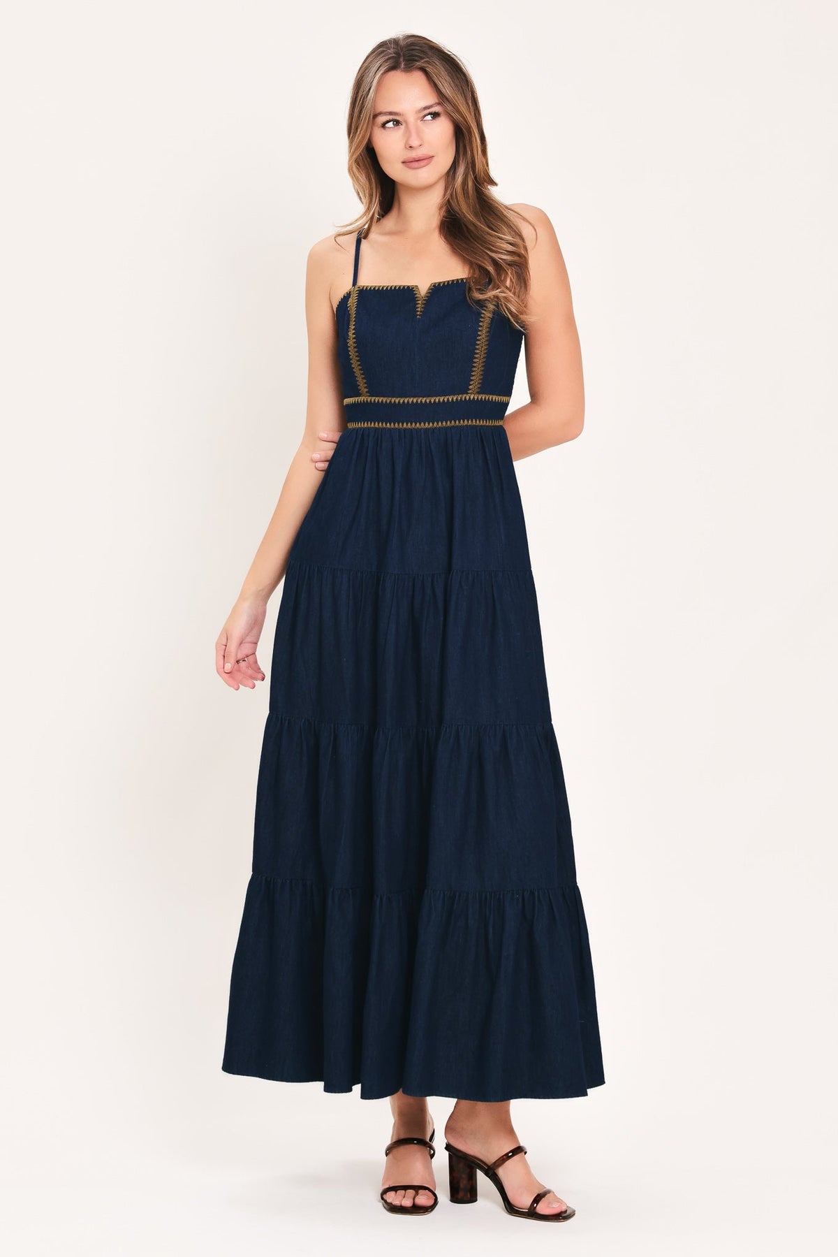 VESTIDO MAXI DE MEZCLILLA STARS ALONG THE SEAM