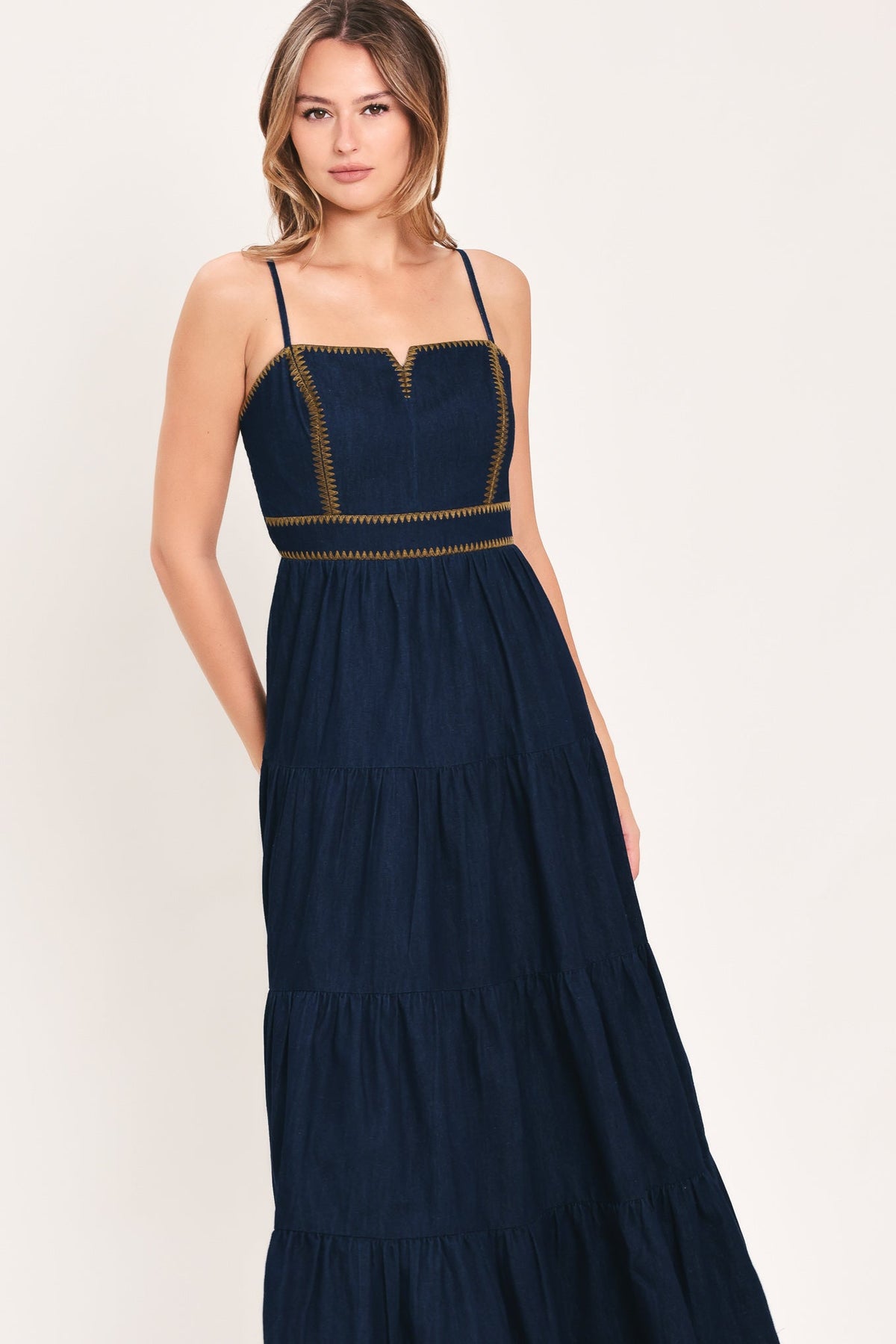 VESTIDO MAXI DE MEZCLILLA STARS ALONG THE SEAM
