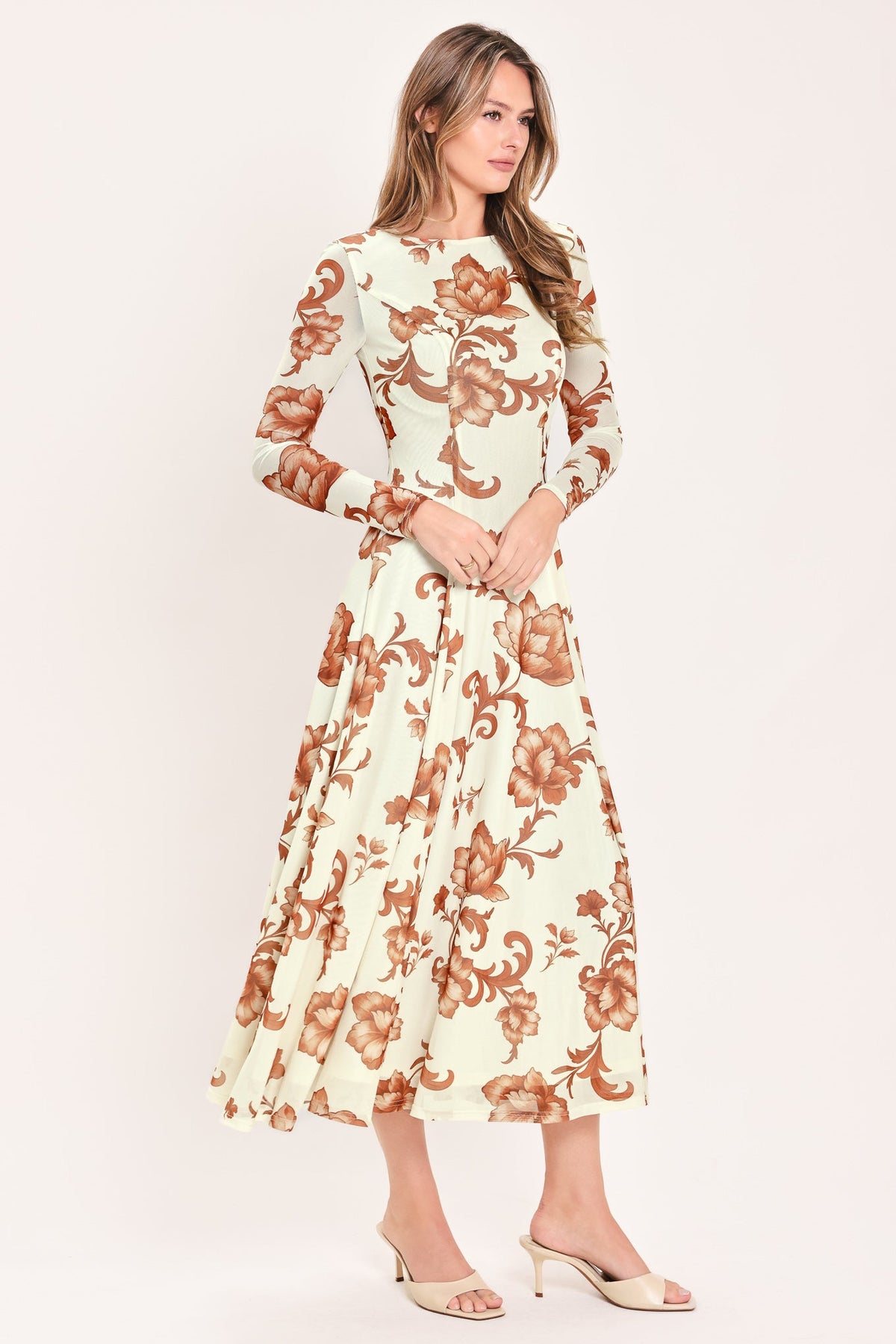 VESTIDO MIDI DE TUL ELÁSTICO CON ESTAMPADO HEIRLOOM FLOWERS