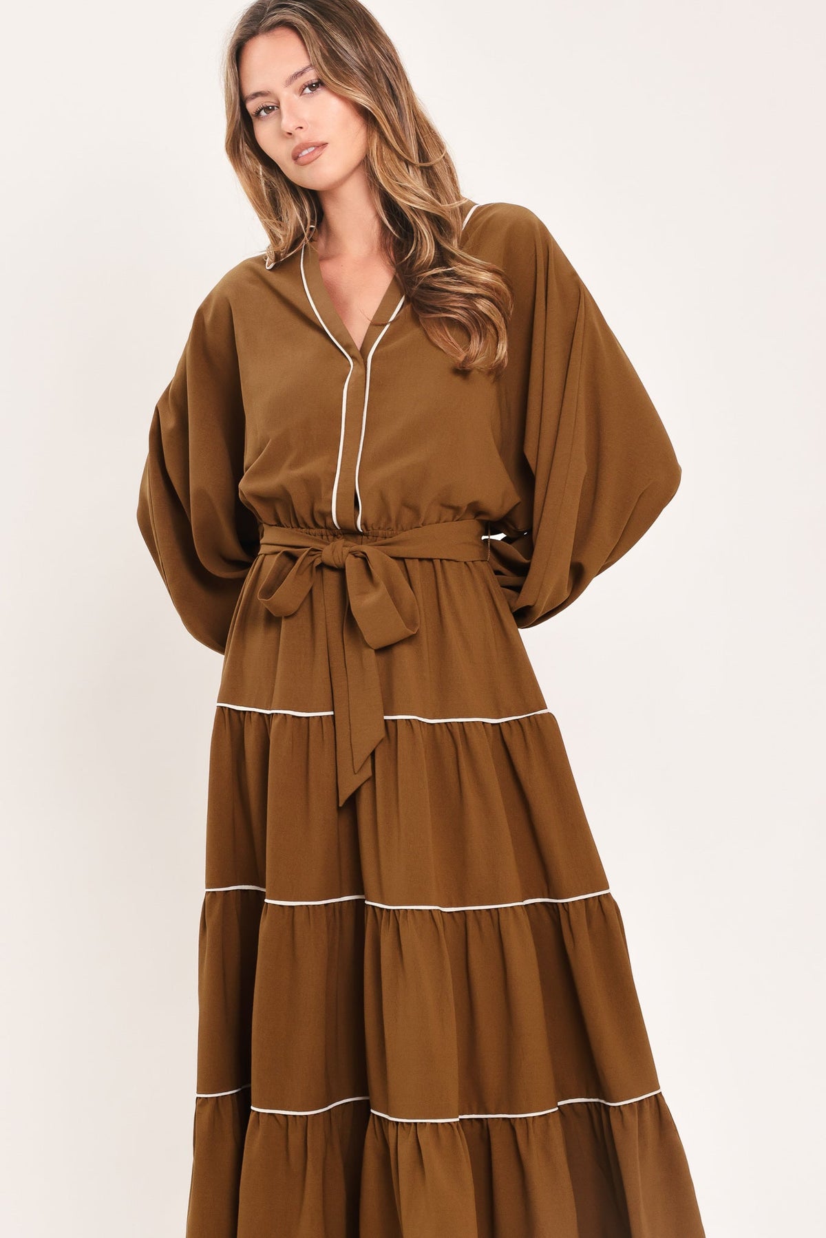 VESTIDO MIDI DE ALGODÓN CON VOLANTES COLOR MAPLE