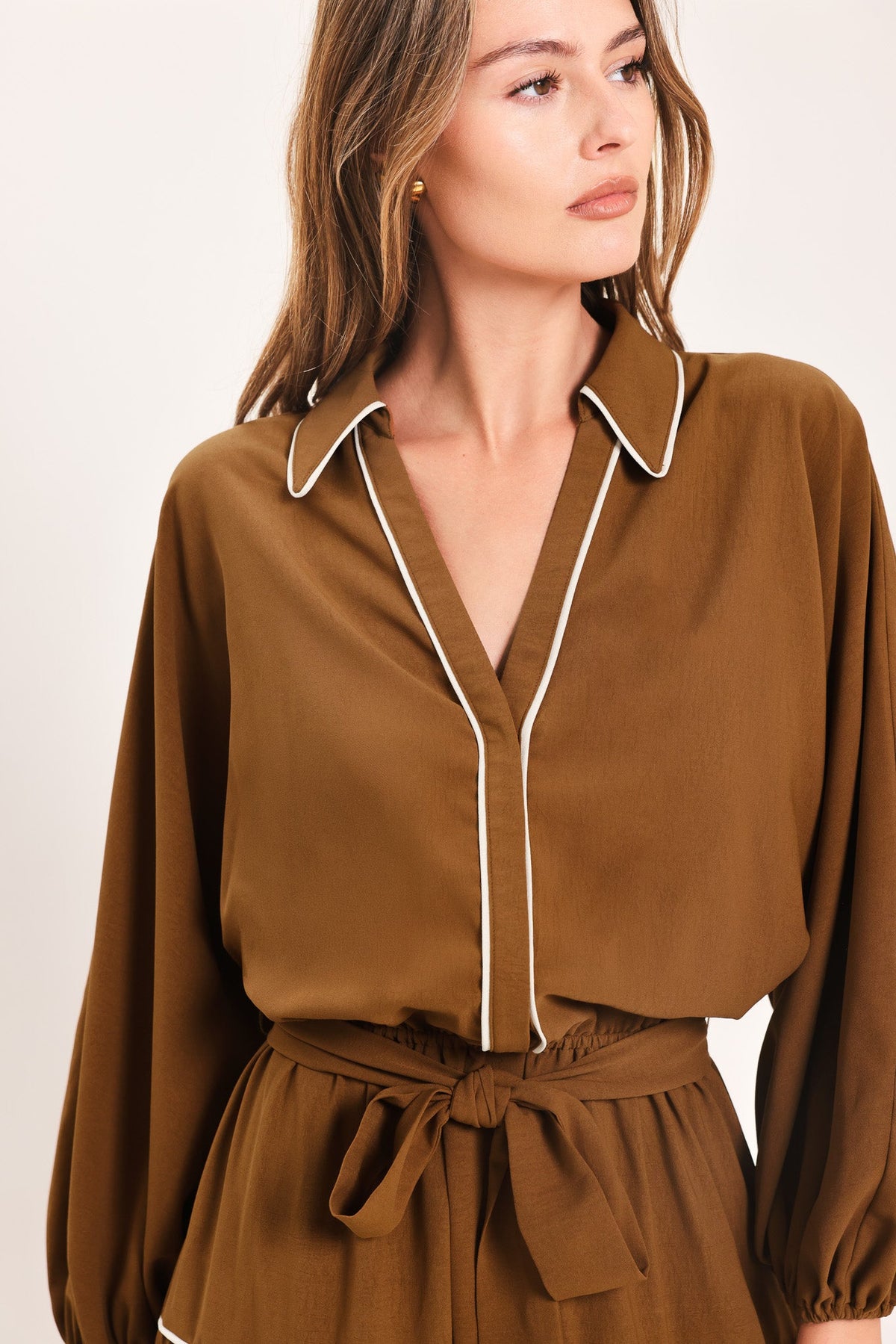 VESTIDO MIDI DE ALGODÓN CON VOLANTES COLOR MAPLE