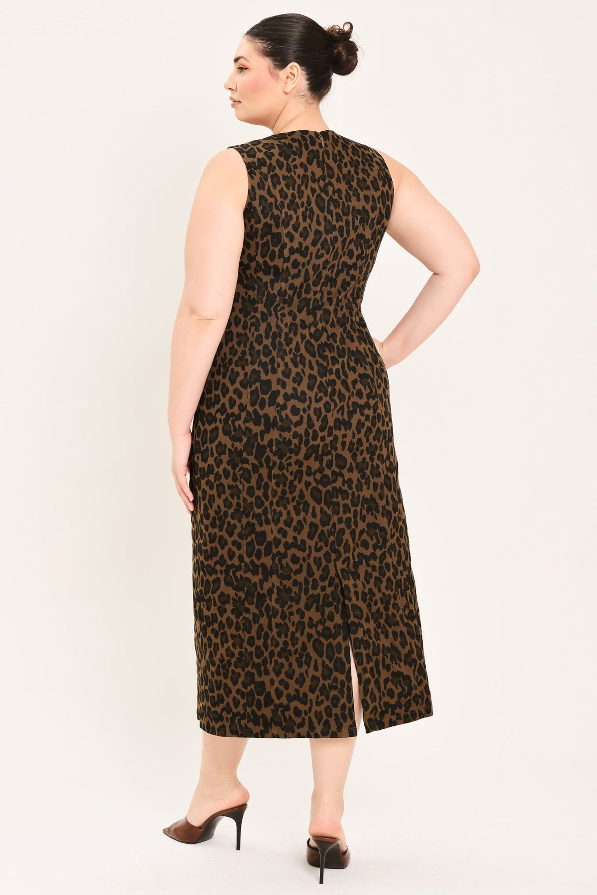 VESTIDO MIDI DE SARGA CON ESTAMPADO DE LEOPARDO