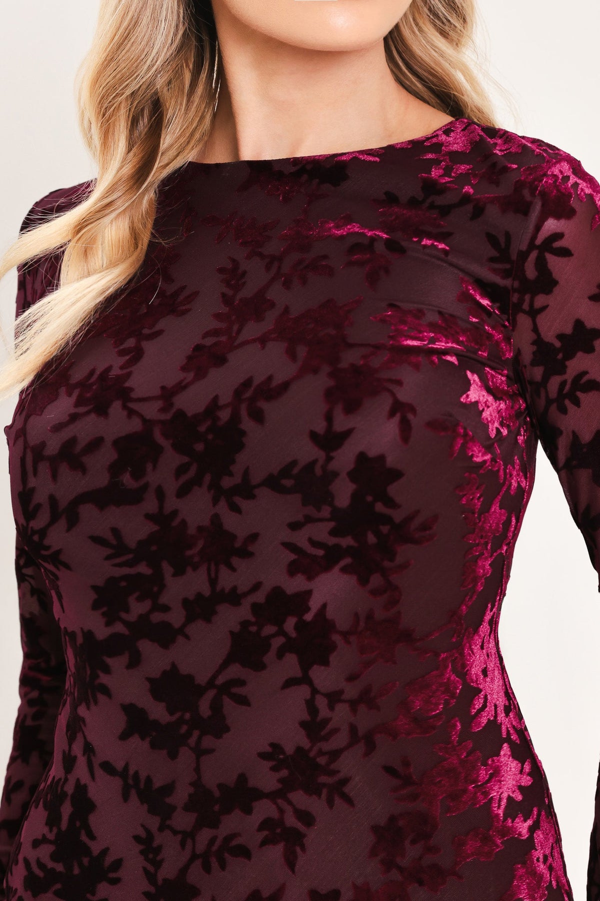 VESTIDO MIDI DE TERCIOPELO CABERNET FLORAL MUSE