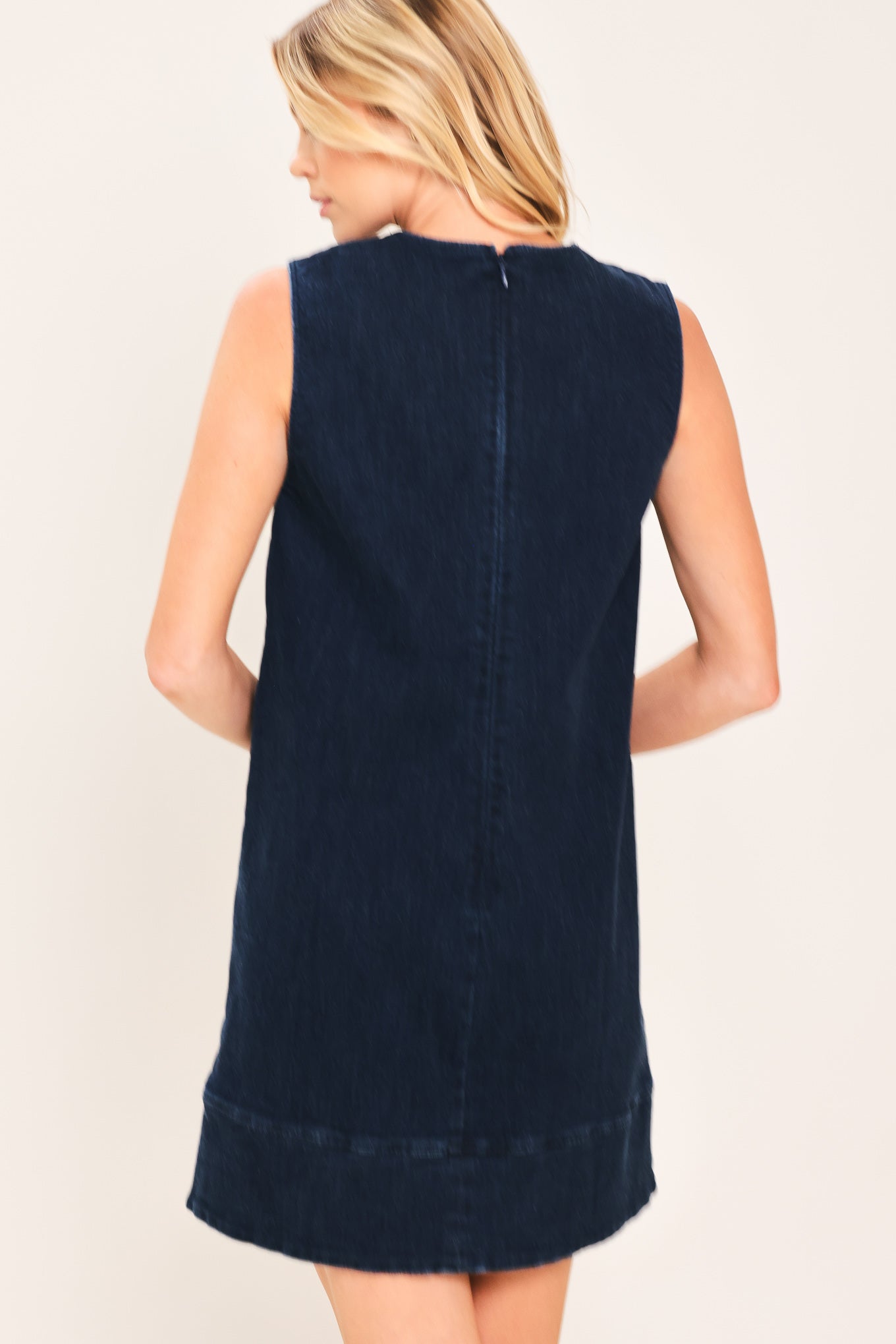 VESTIDO CORTO DE MEZCLILLA AZUL NUBE