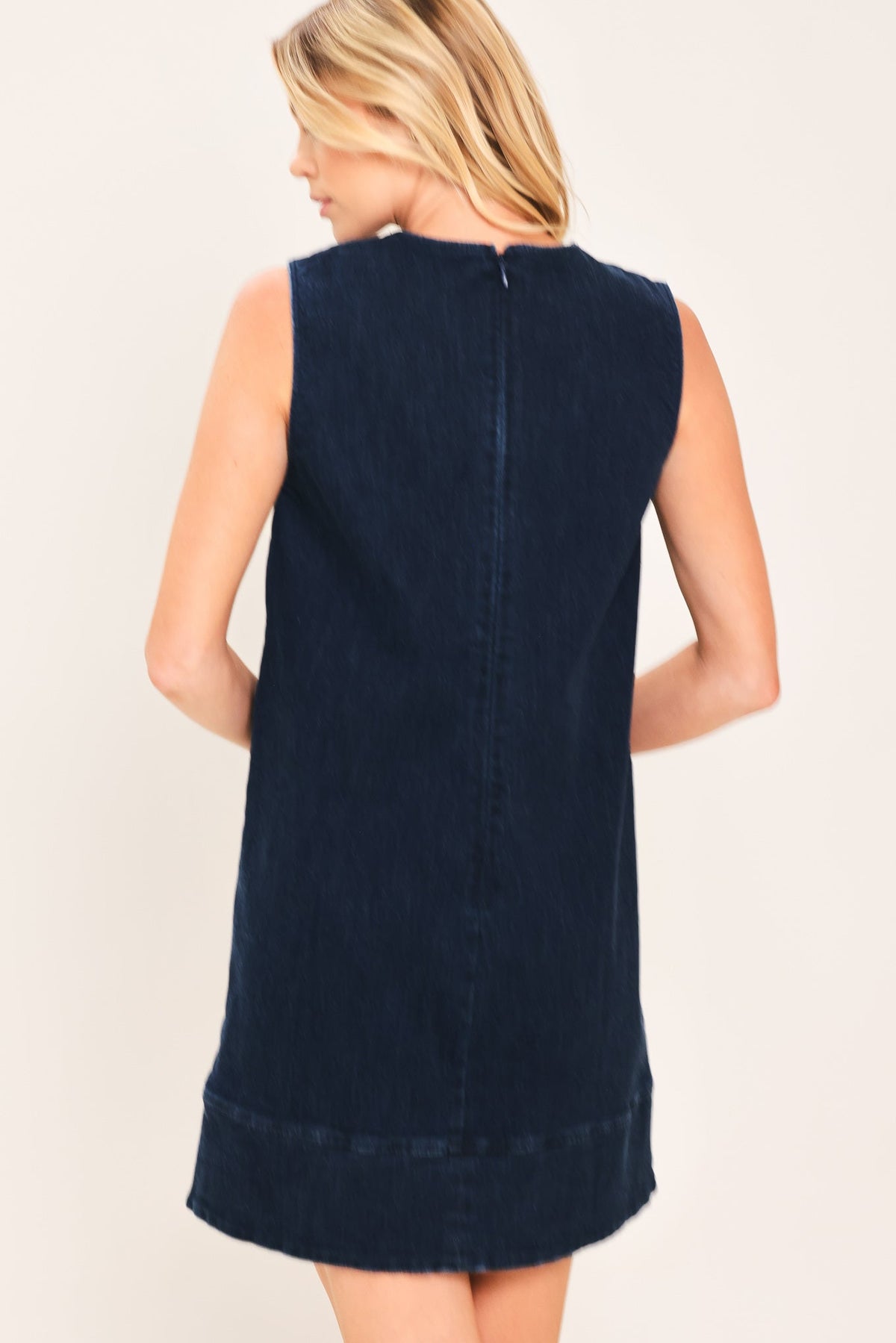 VESTIDO CORTO DE MEZCLILLA AZUL NUBE