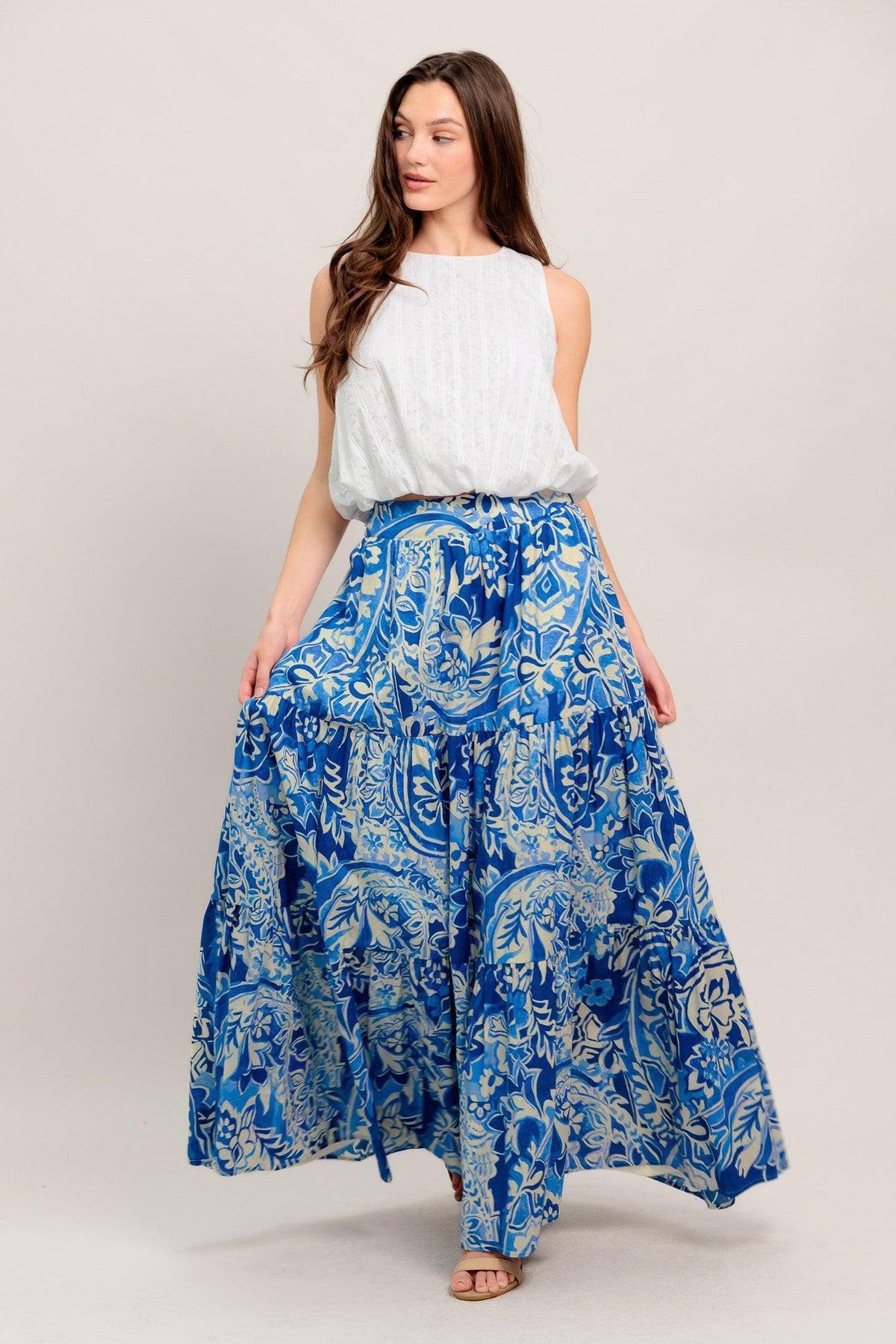 LISTA PARA UNA FALDA LARGA DE ESCAPADA