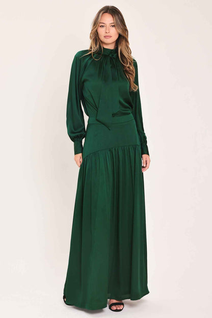 FOREST POISE HUNTER GREEN DROP-WAIST TIERED MAXI SKIRT