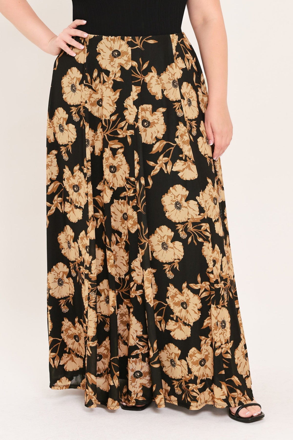 FALDA MAXI COMPLETA DE MALLA ELÁSTICA CON ESTAMPADO FLORAL TERROSO
