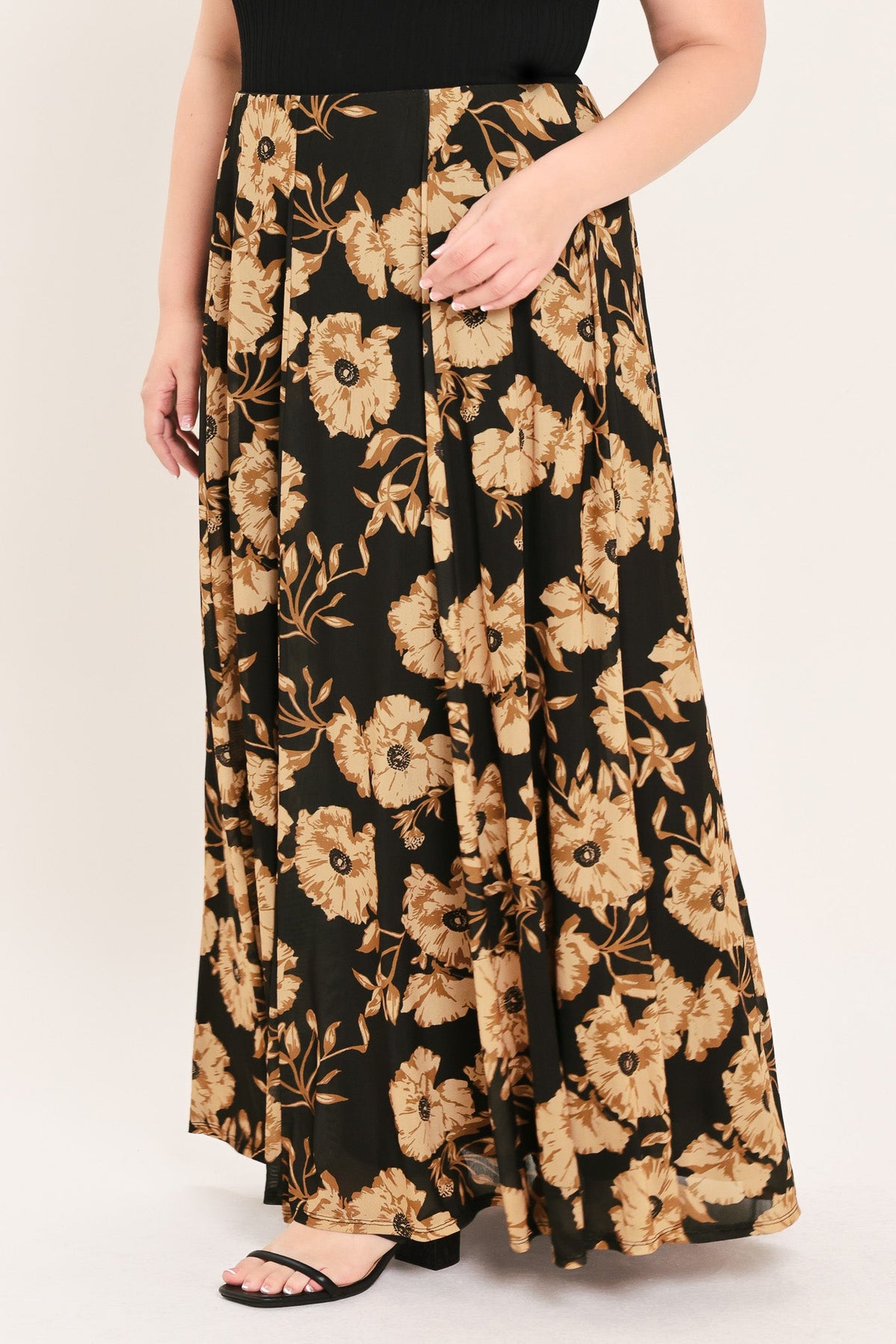 FALDA MAXI COMPLETA DE MALLA ELÁSTICA CON ESTAMPADO FLORAL TERROSO