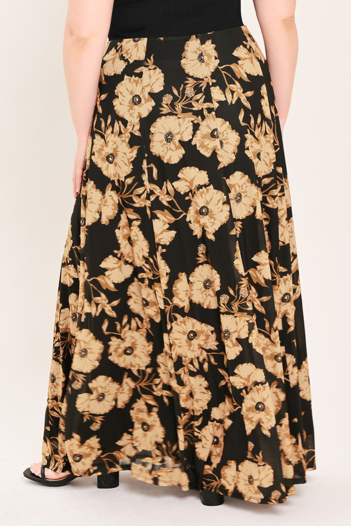 FALDA MAXI COMPLETA DE MALLA ELÁSTICA CON ESTAMPADO FLORAL TERROSO