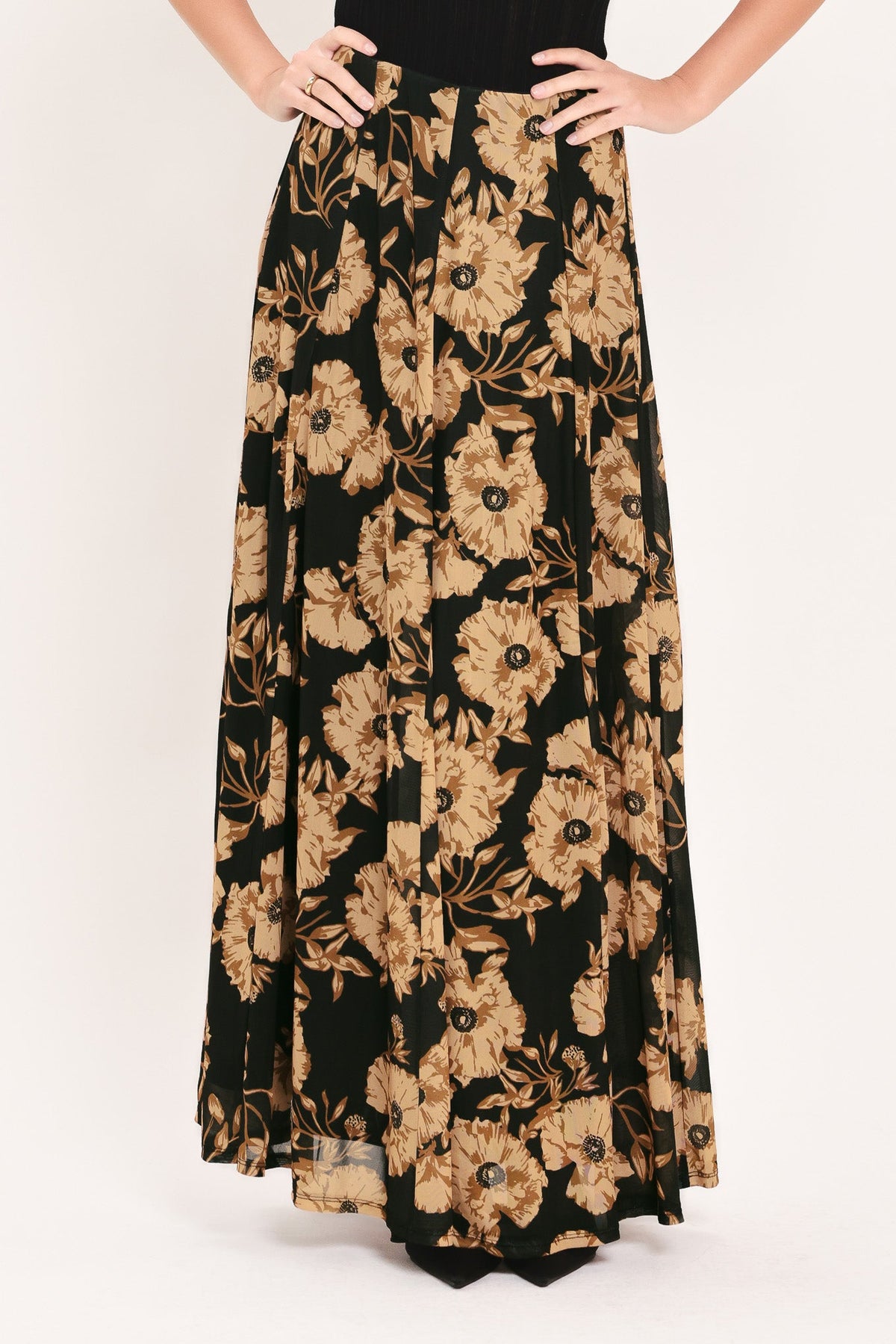 FALDA MAXI COMPLETA DE MALLA ELÁSTICA CON ESTAMPADO FLORAL TERROSO