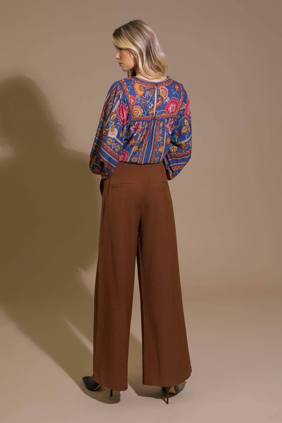 PIENSA BIEN EN PANTALONES TEJIDOS